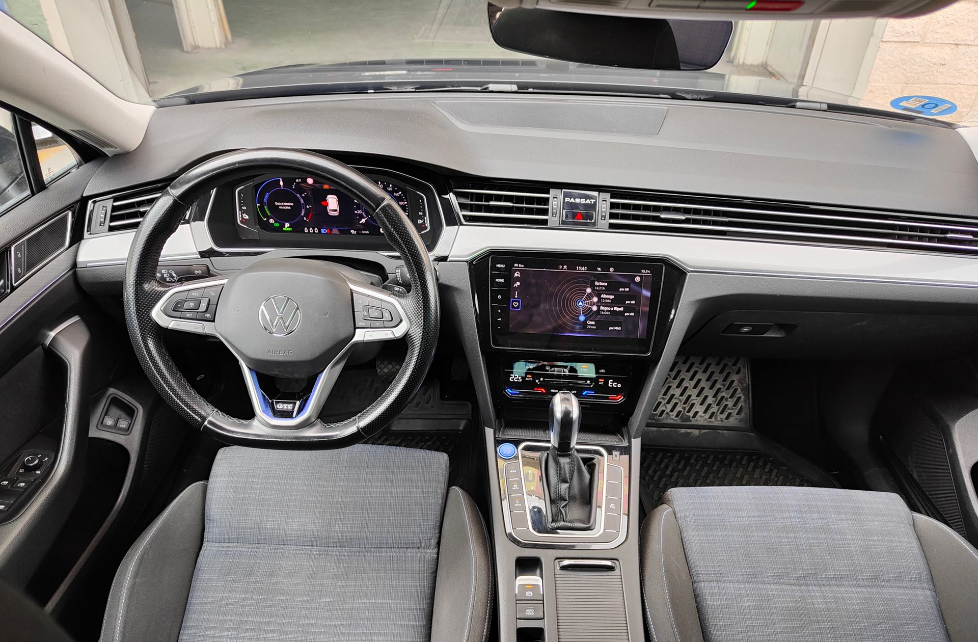 Volkswagen Passat Variant GTE 1.4 TSI e-Power DSG - foto 6