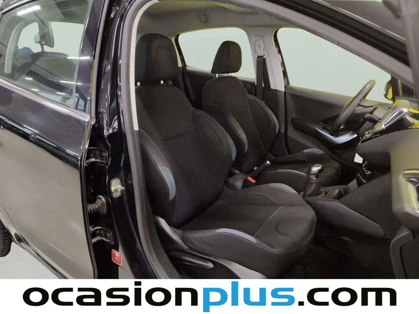 Peugeot 208 Peugeot 208 1.6 e-HDI Allure (92 CV) manual