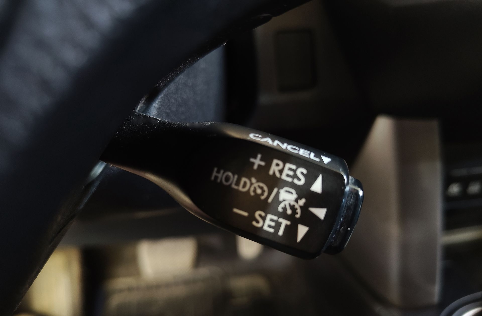 Toyota RAV4 2.5l hybrid Advance 2WD - foto 27
