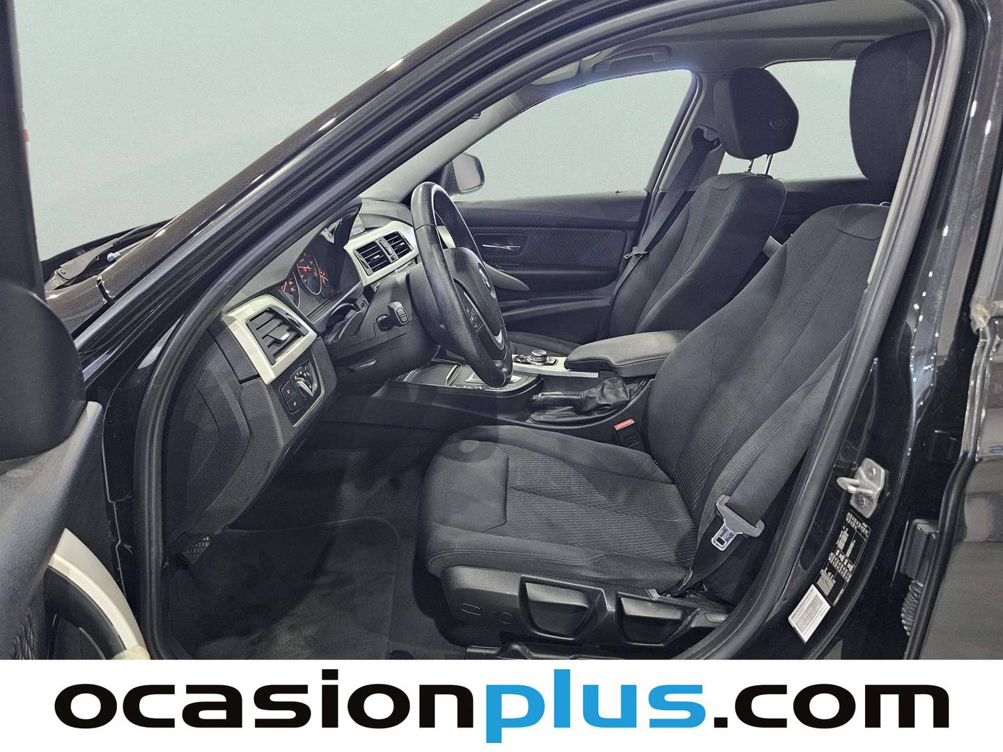 Foto asientos delanteros BMW Serie 3 BMW Serie 3 318d Touring (150 CV)