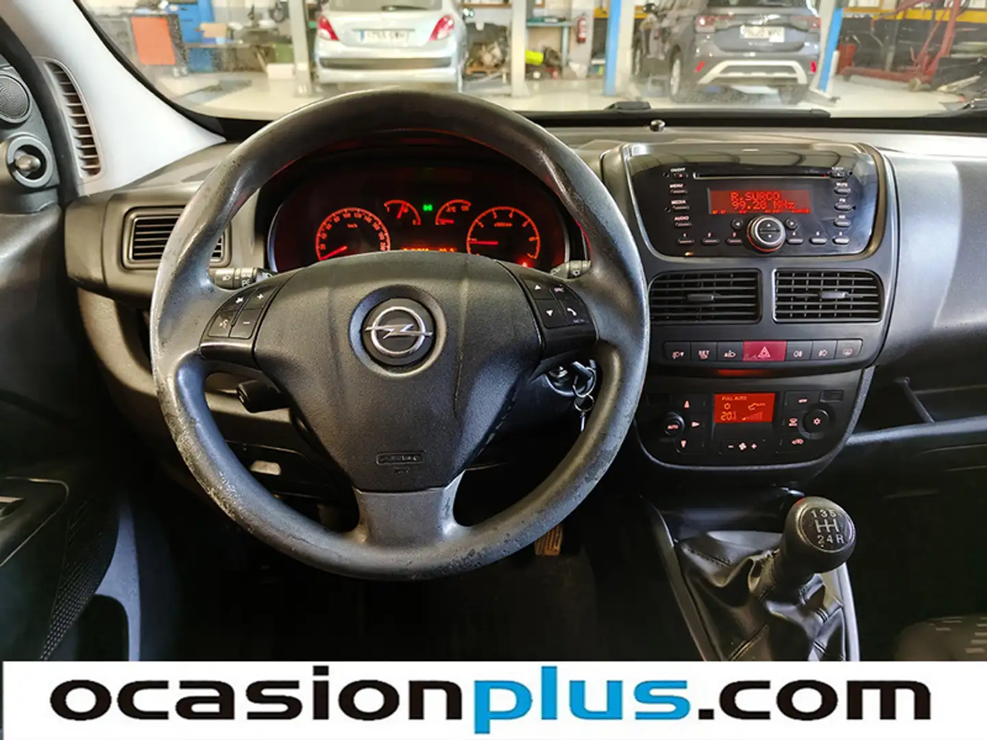 Foto Opel Combo Opel Combo Tour 1.3 CDTI Expression L1 H1 (90 CV)