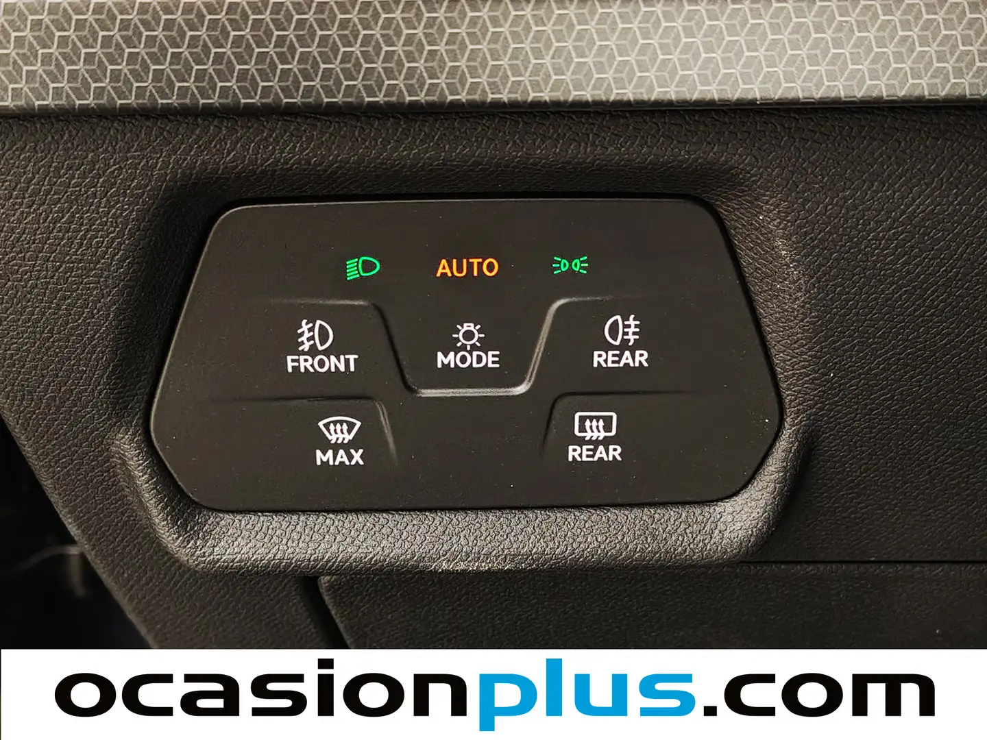 Foto Seat León SEAT León 1.5 TSI S&S Style 25 Aniversario (116 CV)