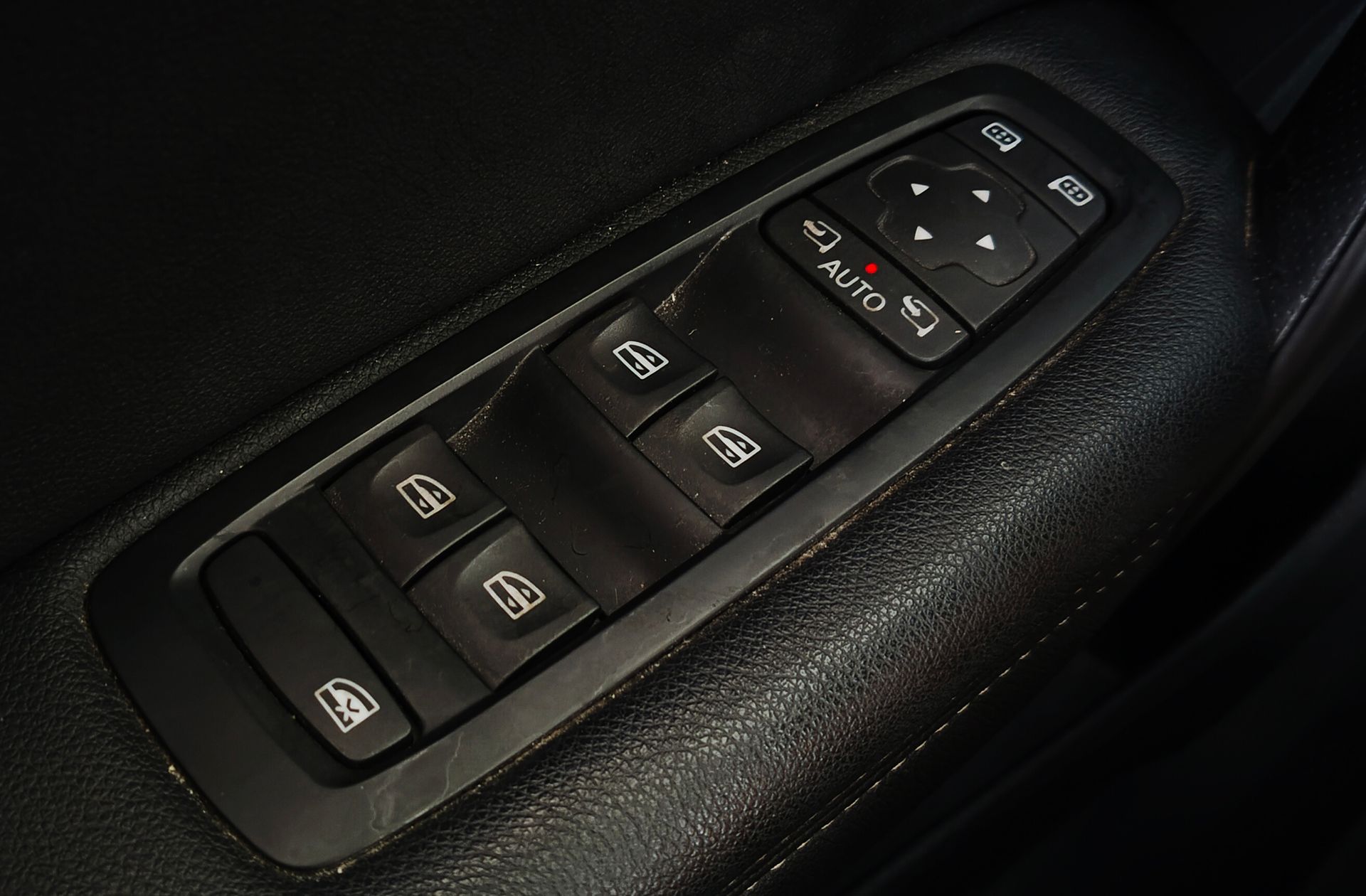 Renault Mégane Zen TCe GPF - foto 36