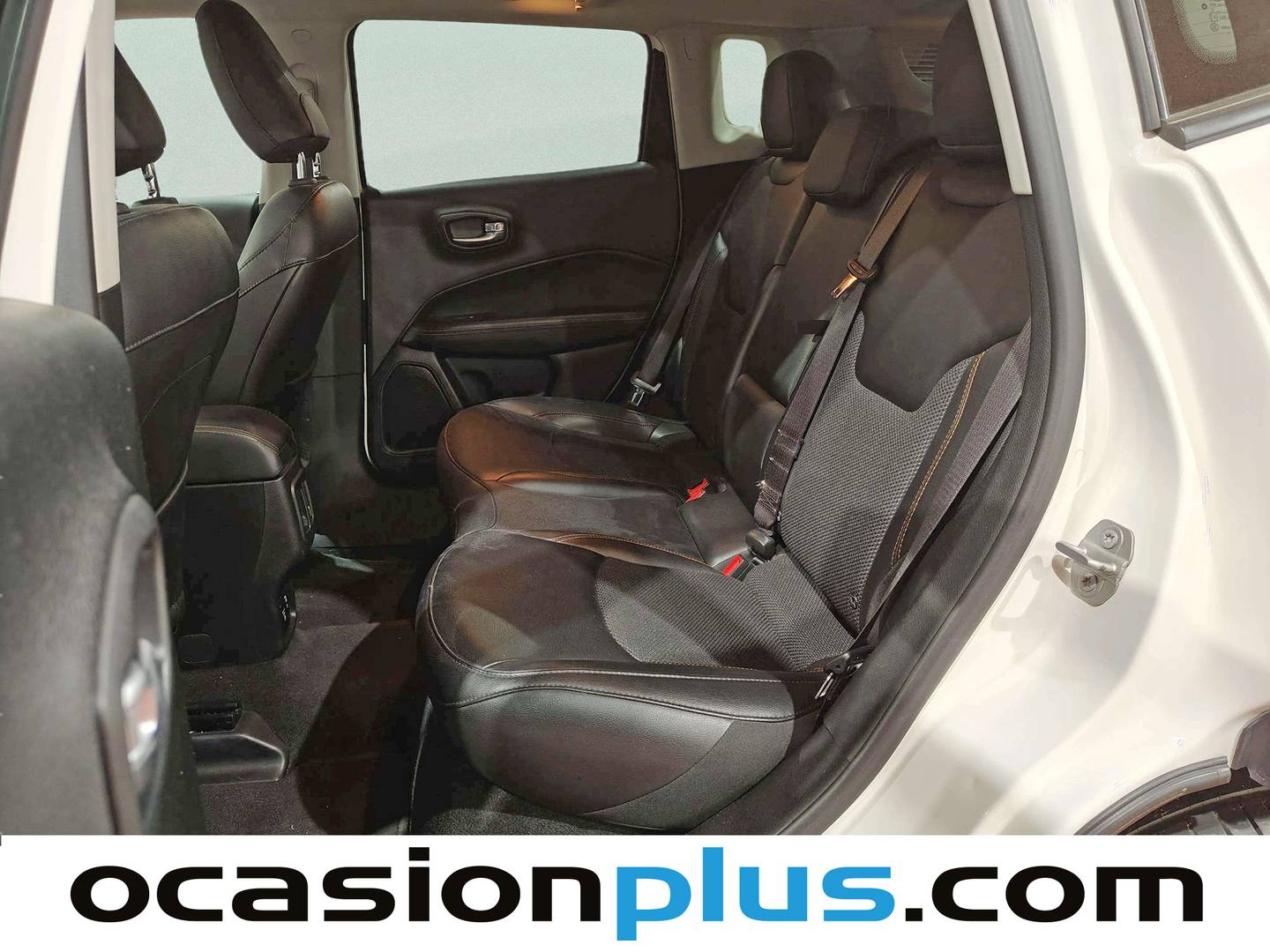 Foto asientos traseros Jeep Compass Jeep Compass 1.4 Multiair Limited 4x4 ATX (170 CV)