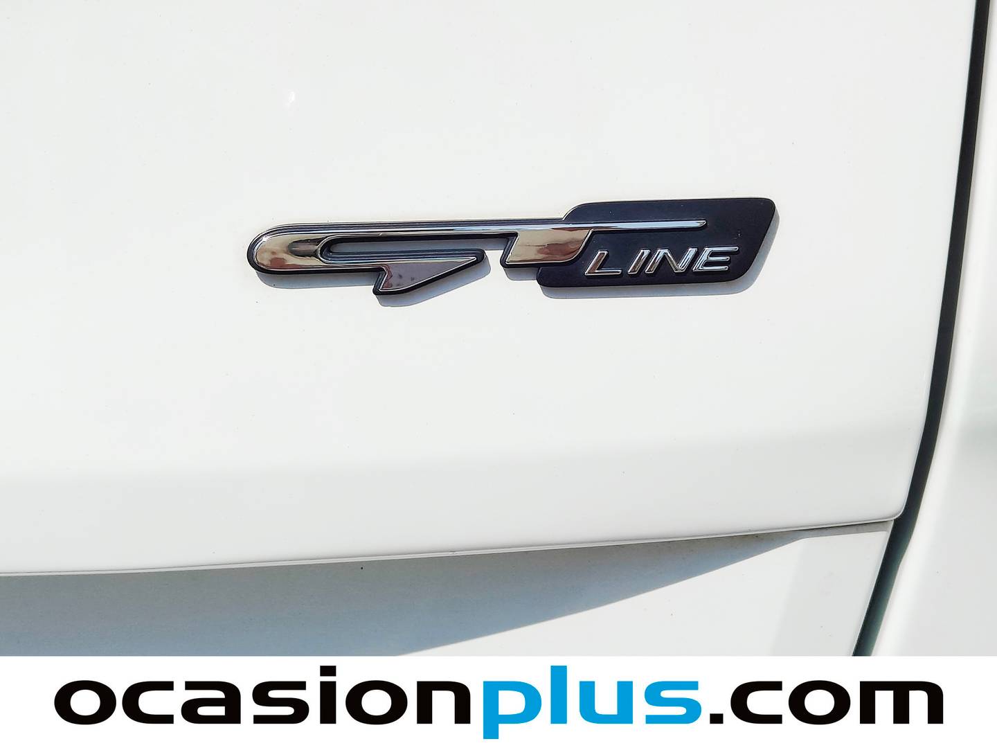 Extras y acabados del KIA Sportage KIA Sportage 1.6 MHEV GT Line Essential 4x2 DCT (136 CV)