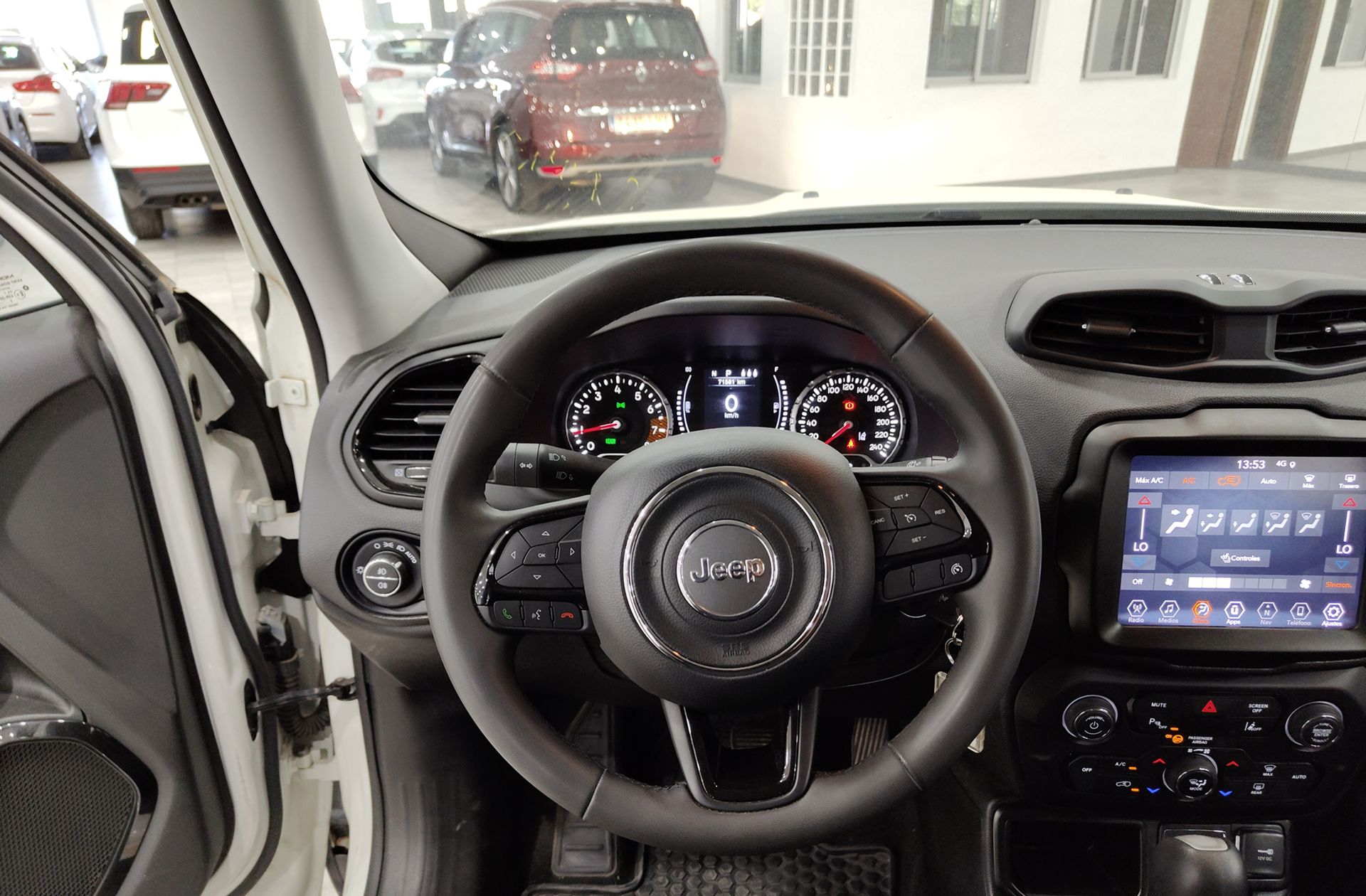 Jeep Renegade eHybrid Night Eagle ATX - foto 18