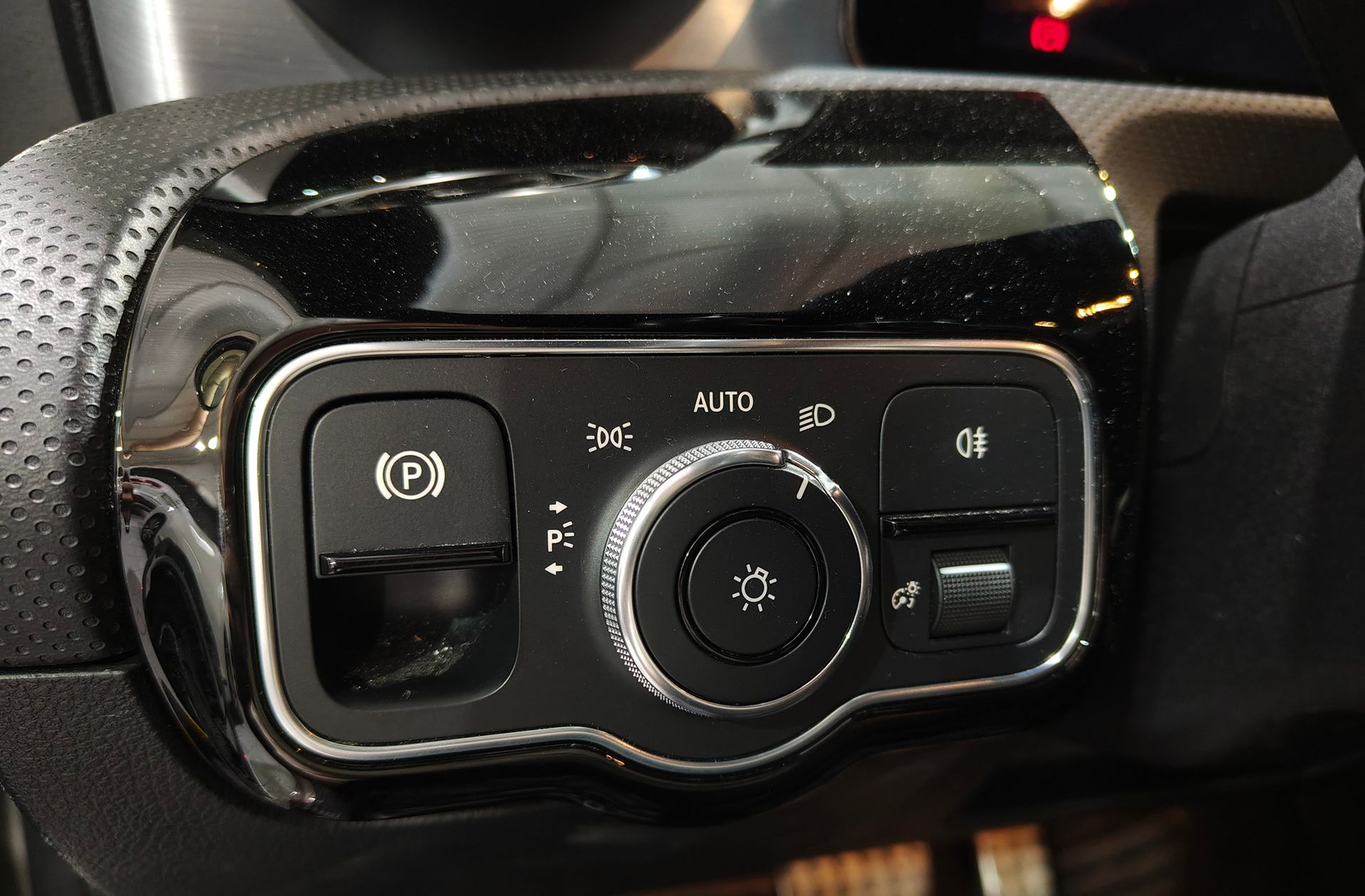 Mercedes-Benz Clase A 180 d Pack AMG - foto 34