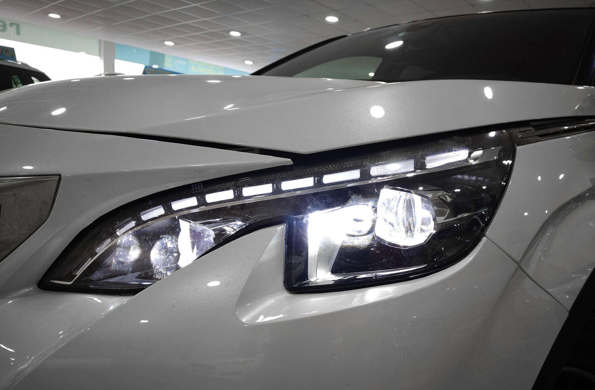 Peugeot 5008 PureTech 130 GT Line EAT8 7 plazas - foto 18