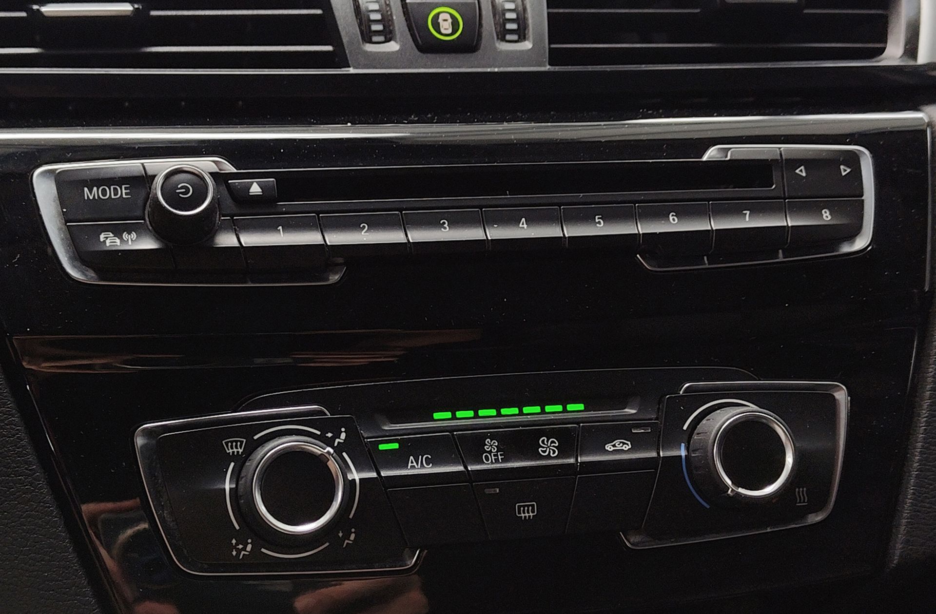 BMW X1 sDrive18d - foto 34