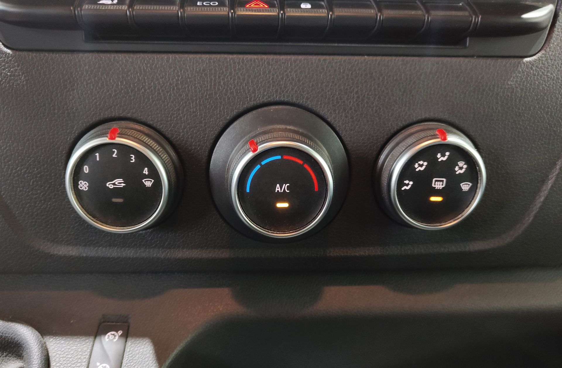 Renault Master Furgon L2H2 3500 Blue dCi 3 plazas - foto 23