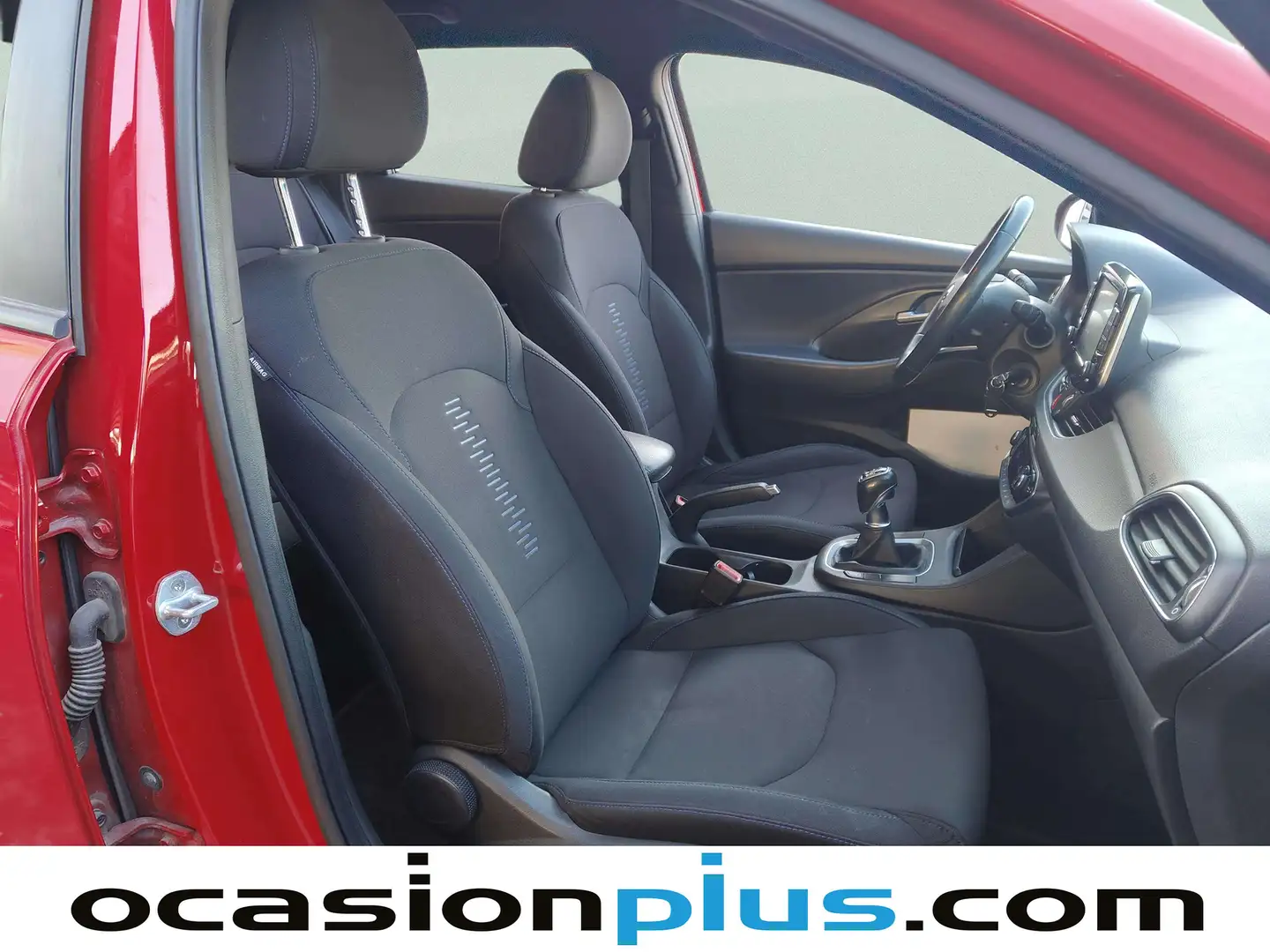 Foto Hyundai i30 Hyundai i30 1.0 TGDI Go! (120 CV)