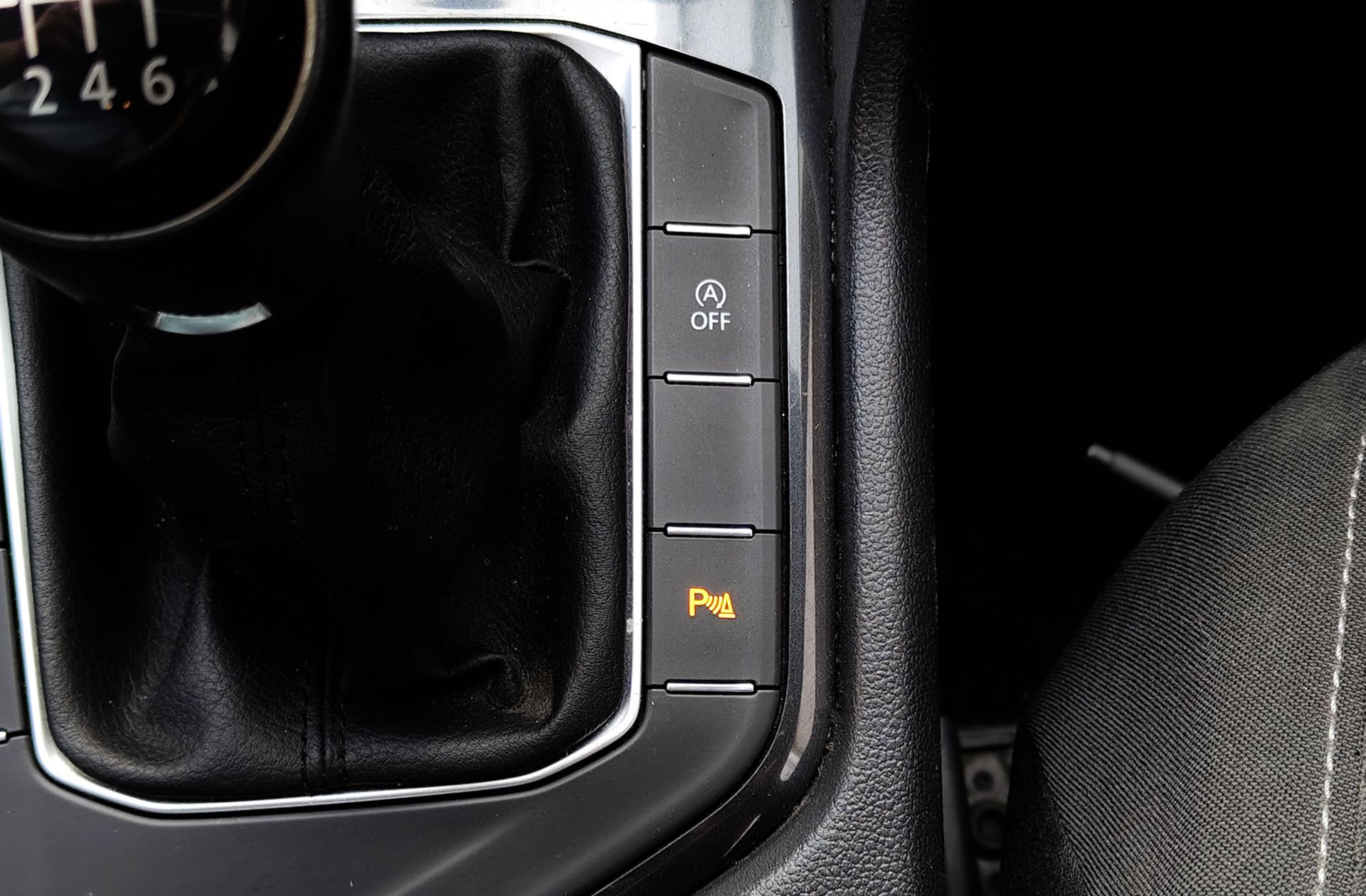 Volkswagen Tiguan Edition 2.0 TDI BMT - foto 38