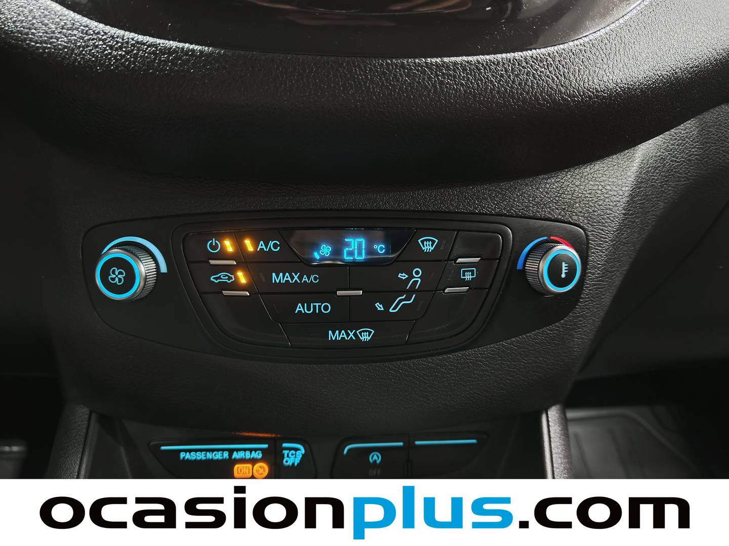 Ford Tourneo Courier Ford Tourneo Courier 1.5 TDCi Titanium (100 CV) manual