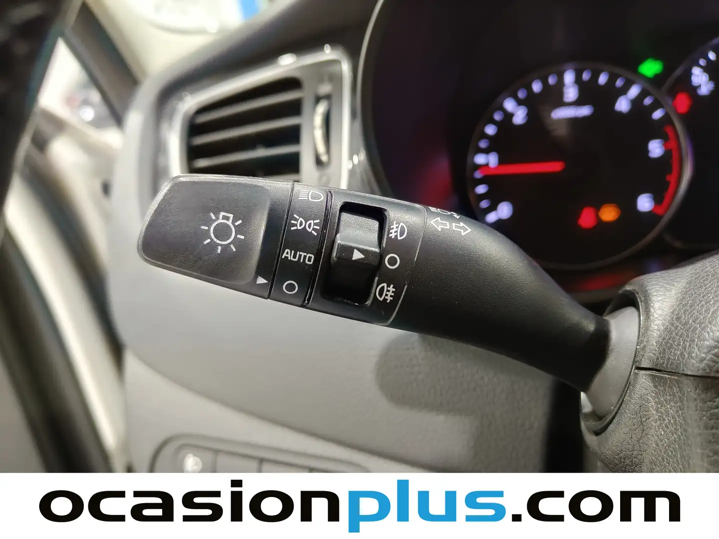 Foto KIA Carens Kia Carens 1.7 CRDi VGT UEFA Euro2016 Eco-Dynamic (115 CV) 7 Plazas