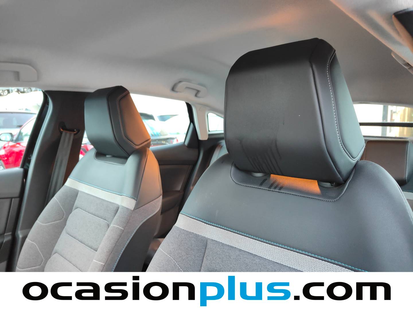 Equipamiento del Citroën C4 Citroen C4 PureTech 130 S&S 6v Feel Pack (130 CV)