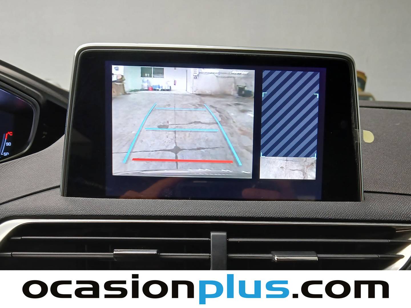 Equipamiento del Peugeot 3008 Peugeot 3008 PureTech 130 S&S Allure (130 CV)