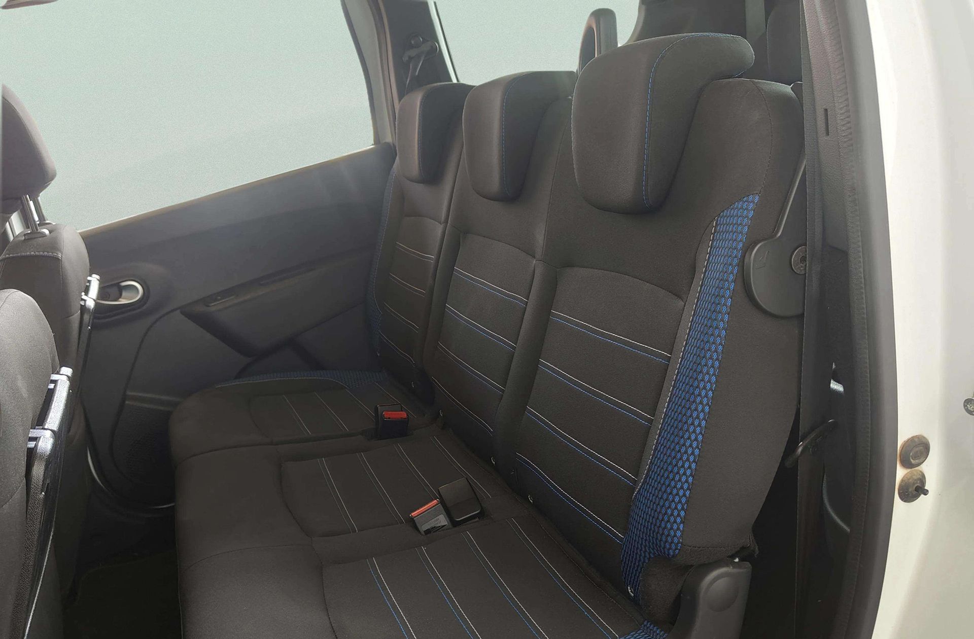 Dacia Lodgy SL Aniversario Blue dCi 7 plazas - foto 13