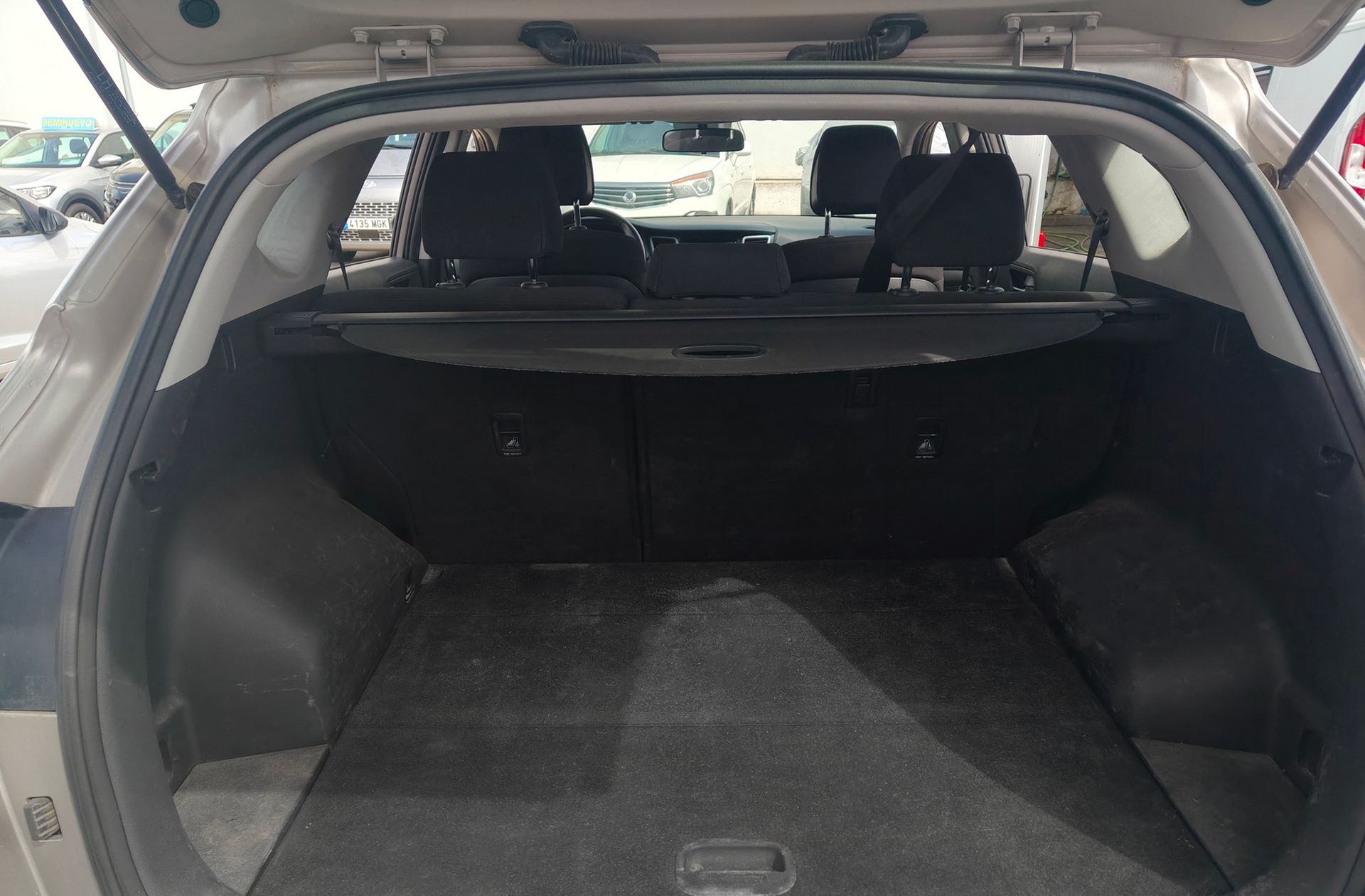 Hyundai Tucson 1.6 GDI BlueDrive Essence 4x2 - foto 13
