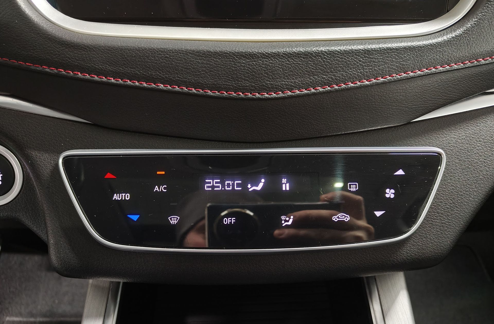 SWM G01 1.5T Luxury - foto 31