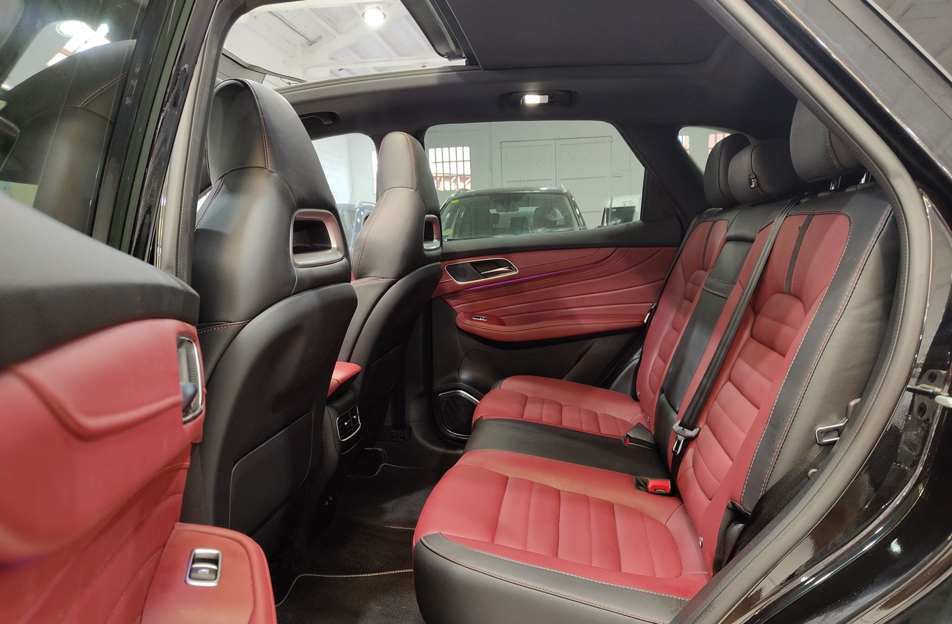 MG HS 1.5 Turbo GDI Luxury - foto 15