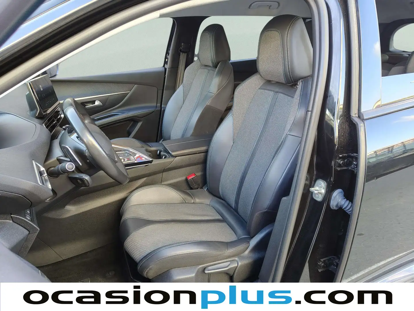 Foto Peugeot 5008 Peugeot 5008 PureTech 130 S&S Allure EAT8 (130 CV) 7 Plazas