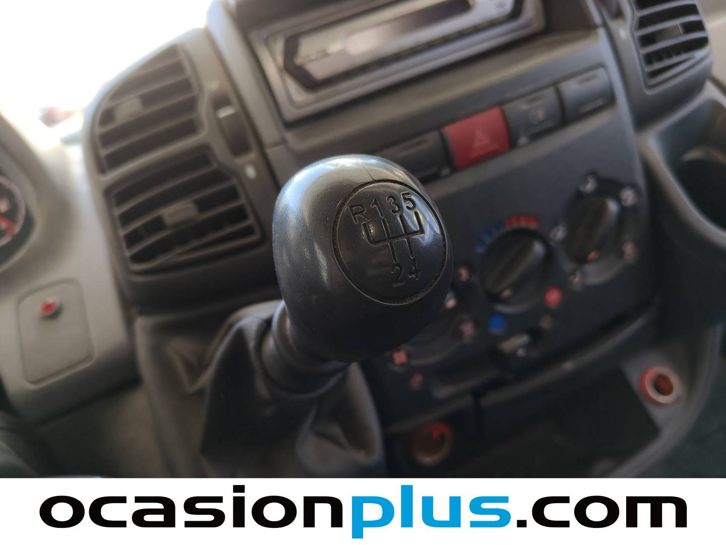 Foto Benimar ANTHUS Benimar ANTHUS 2.3 Diesel 5000 LF (110 CV) 4 Plazas