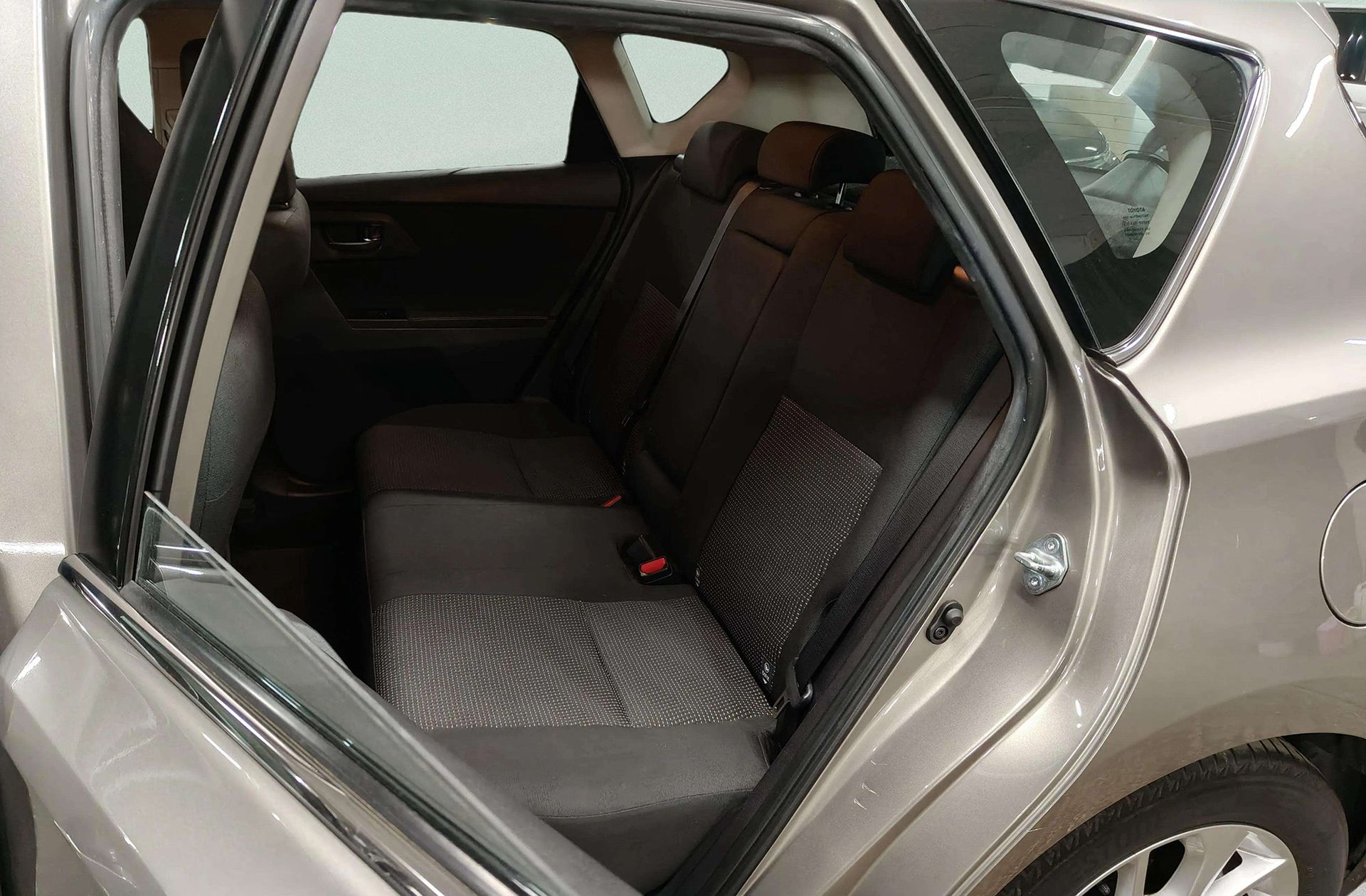 Toyota Auris 120D Active - foto 10