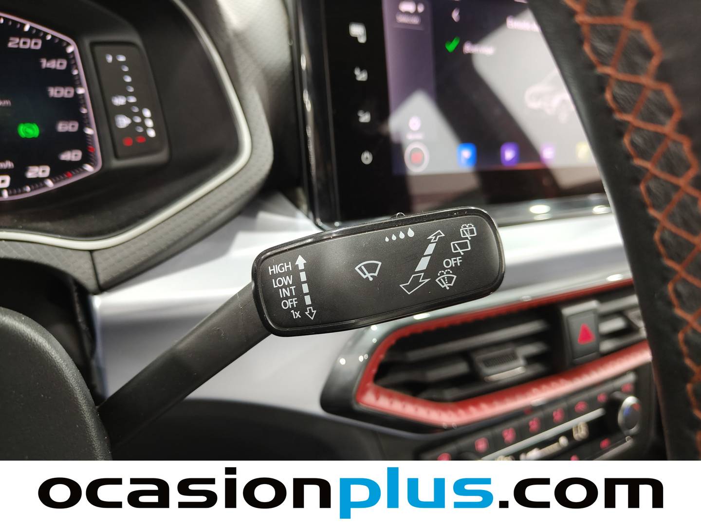 Foto Seat Arona SEAT Arona 1.5 TSI S&S FR XL DSG  (150 CV)