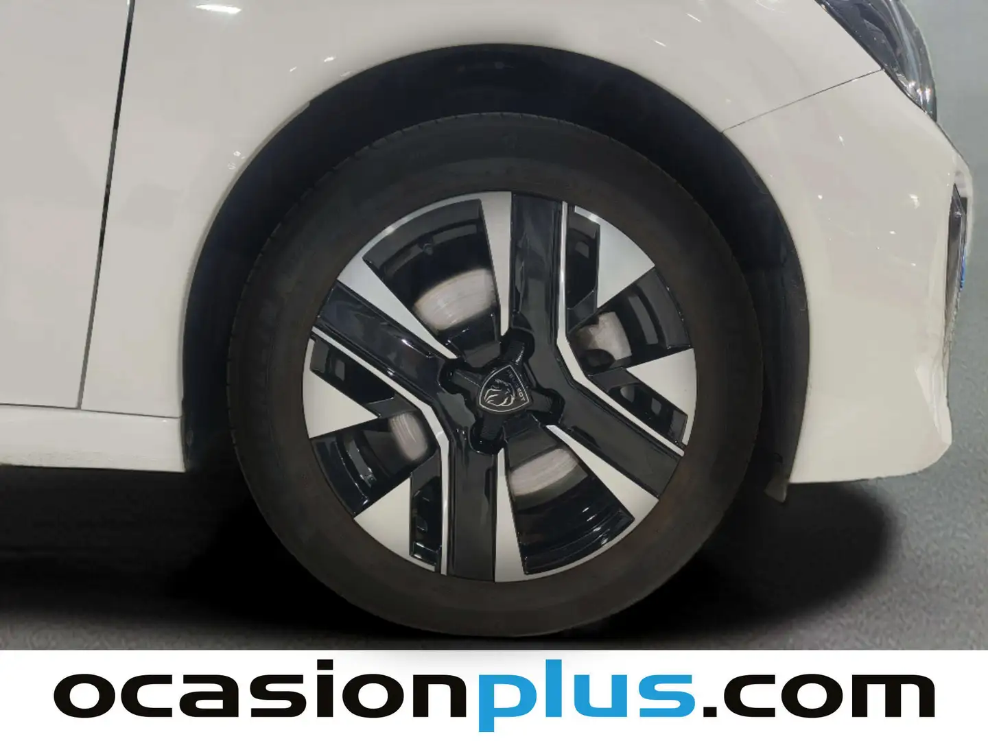 Foto Peugeot 208 Peugeot 208 PureTech 100 Allure (100 CV)