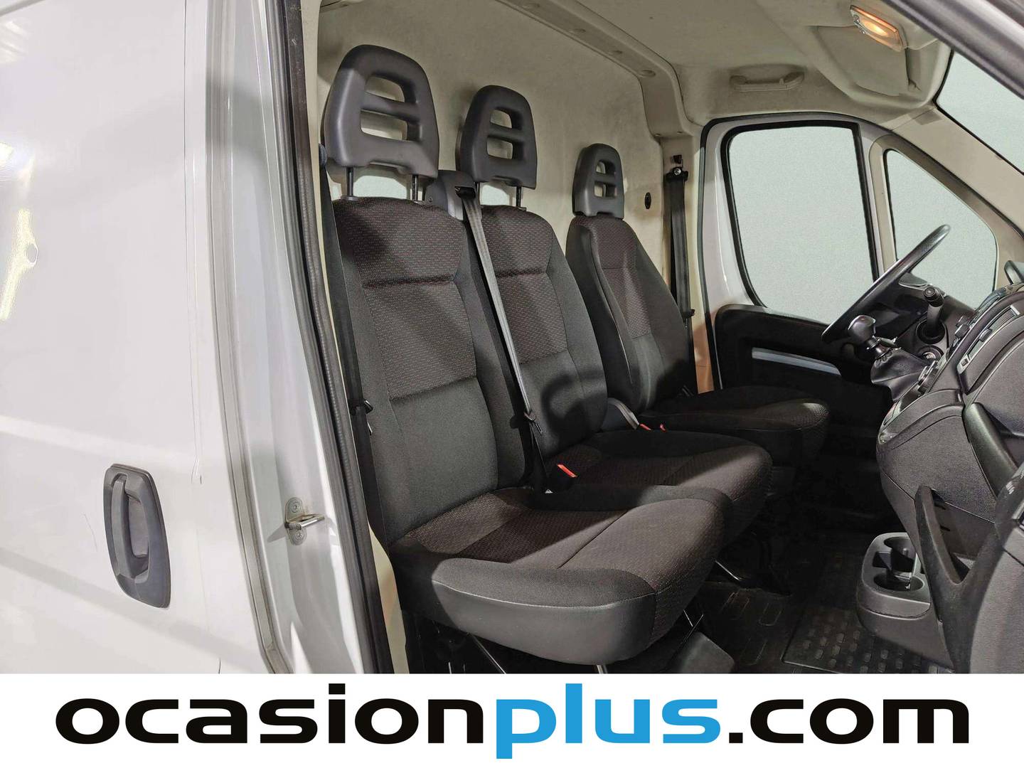 Fotos maletero Citroën Jumper Citroen Jumper BlueHDi 120 33 L2H2  (120 CV)