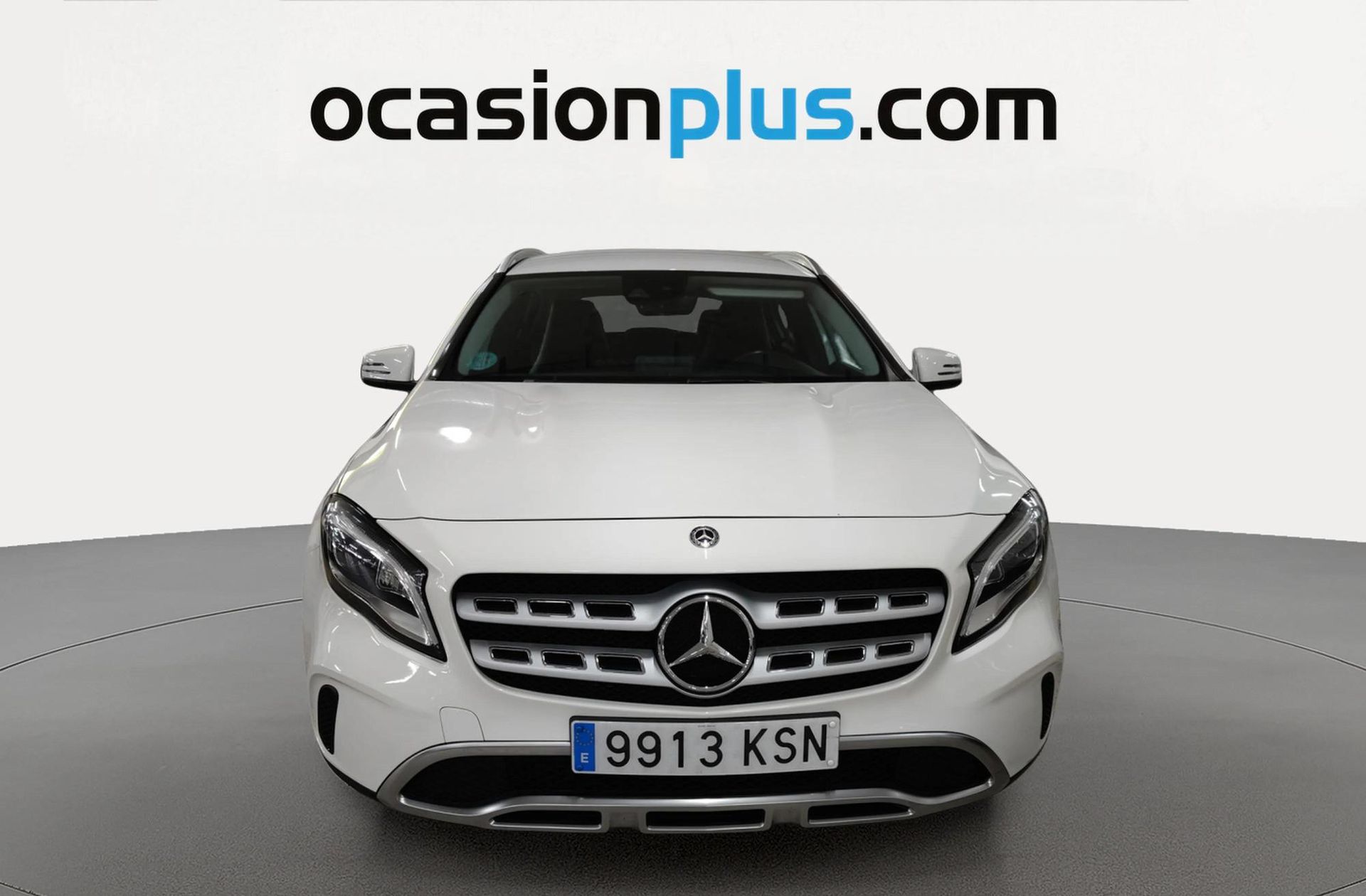 Mercedes-Benz GLA 200 d - foto 12