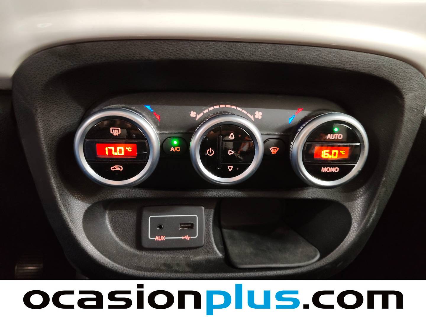 Acabados Fiat 500L Fiat 500L 1.6 Multijet S&S Trekking (120 CV)