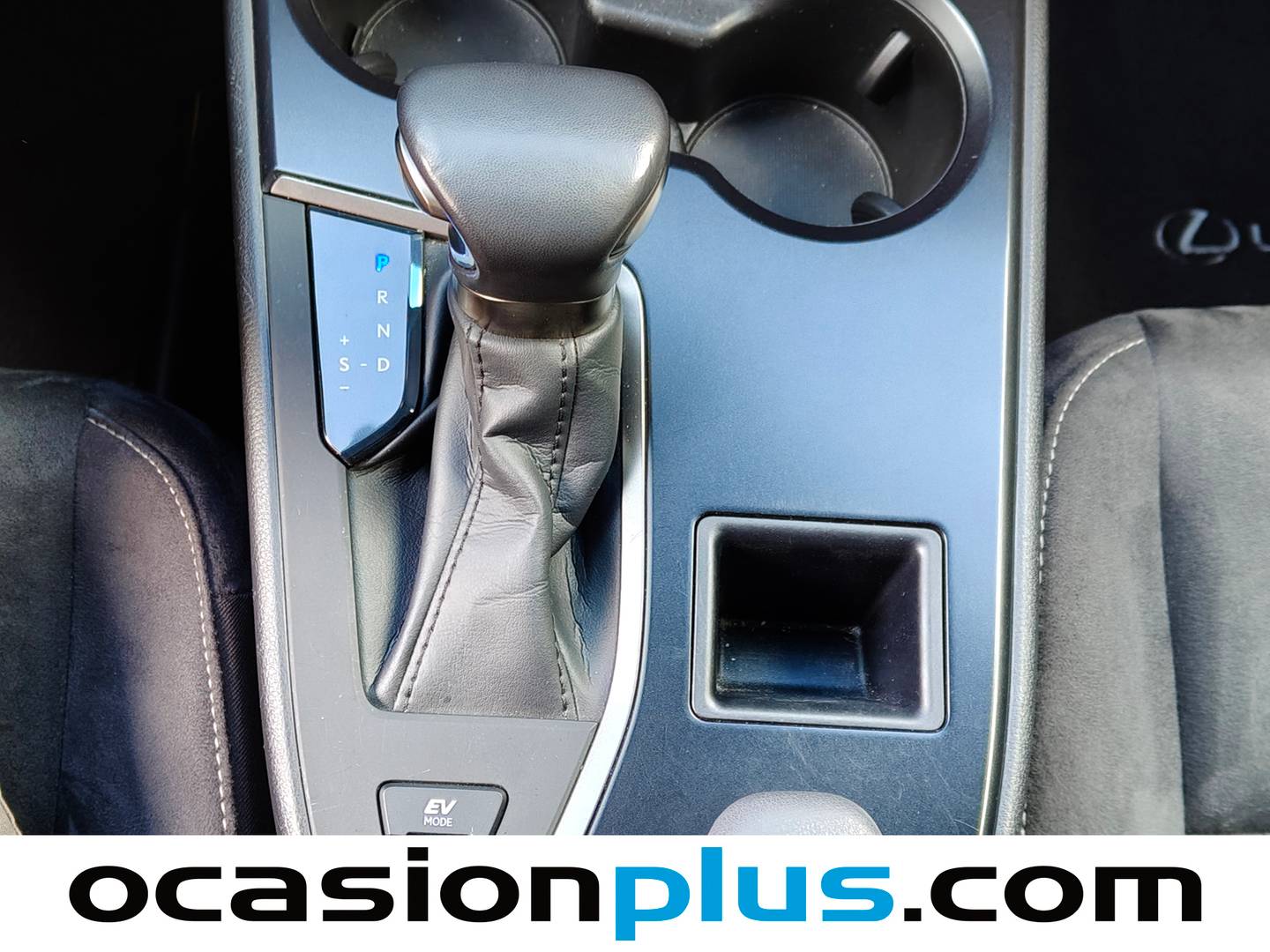 Lexus UX Lexus UX 250h Business 2WD (184 CV) de segunda mano