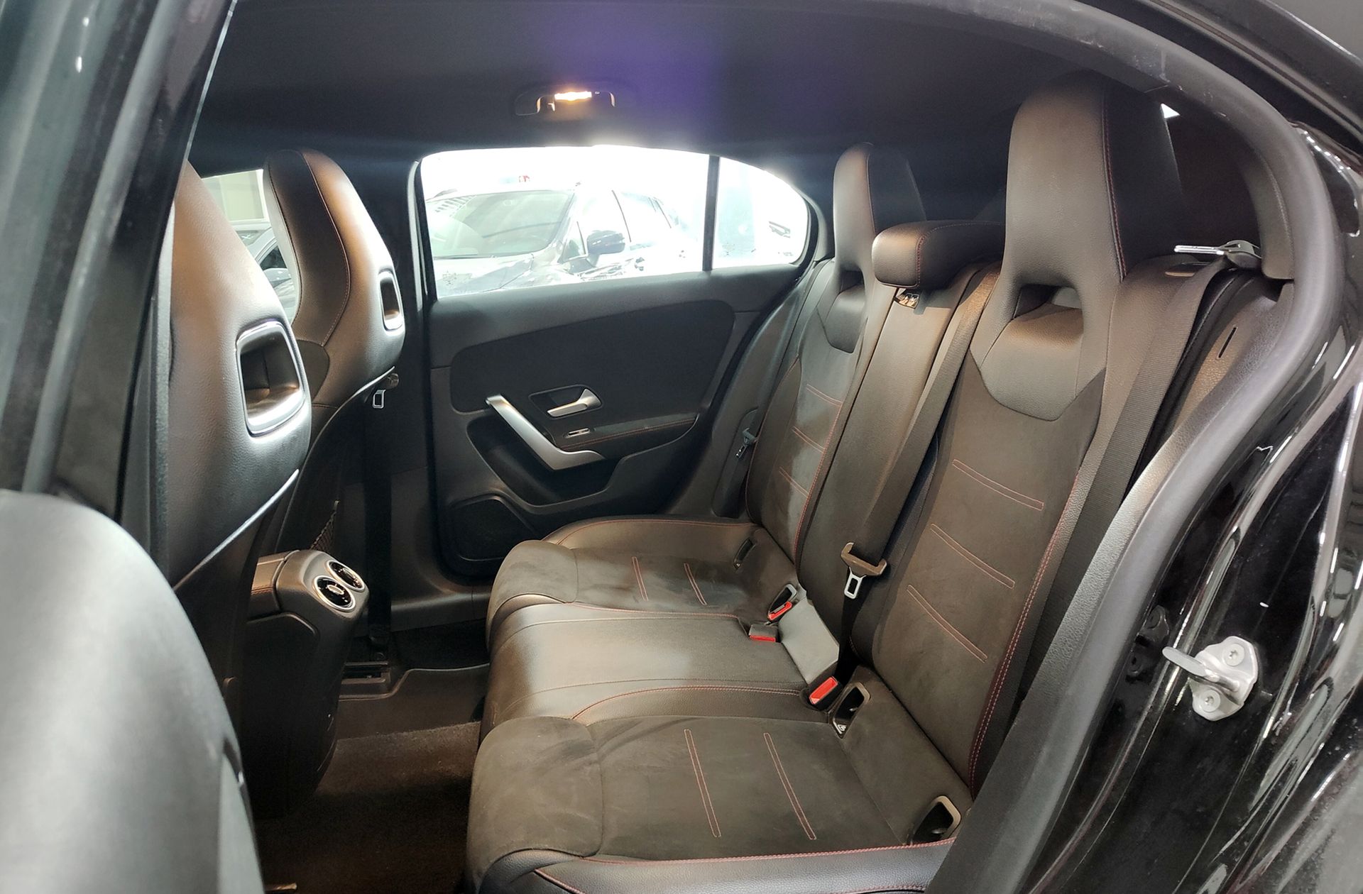 Mercedes-Benz Clase A 200 Pack AMG - foto 11