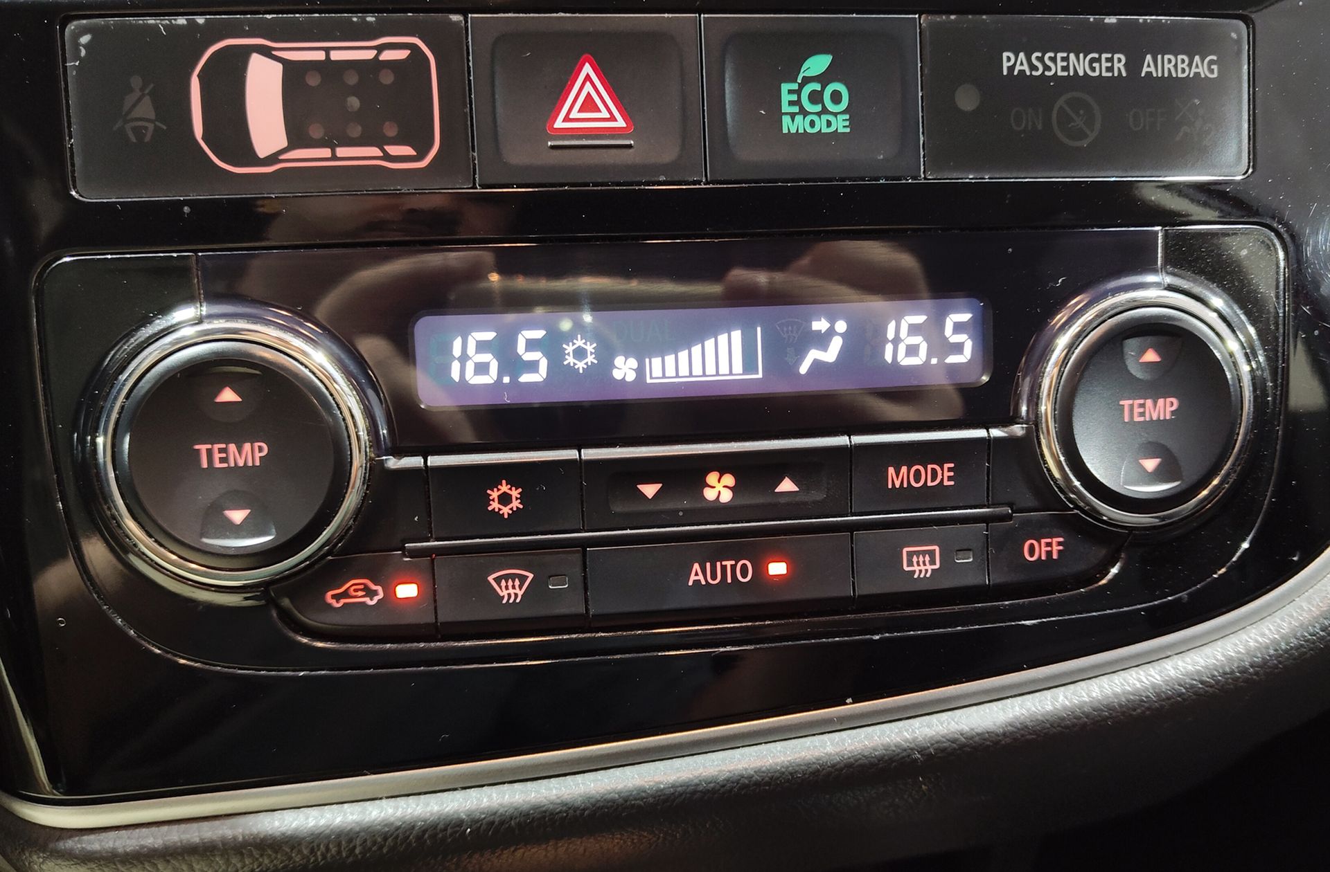 Mitsubishi Outlander 200 MPI Motion 2WD CVT - foto 30