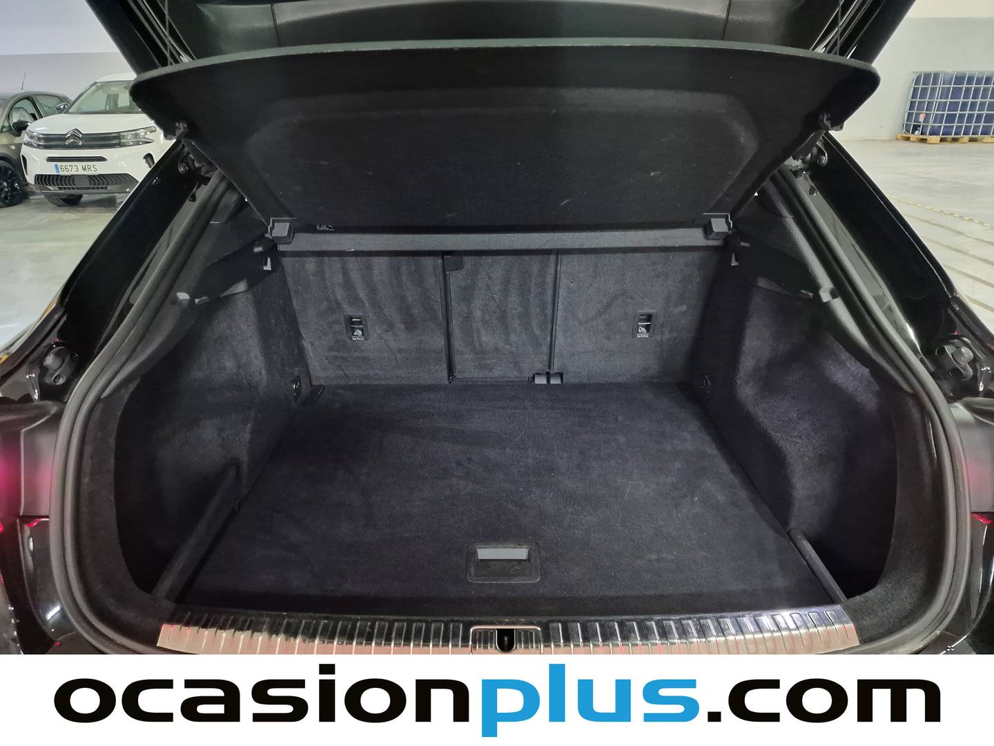Fotos maletero Audi Q3 Sportback Audi Q3 Sportback S-Line 35 TDI (150 CV) S-Tronic