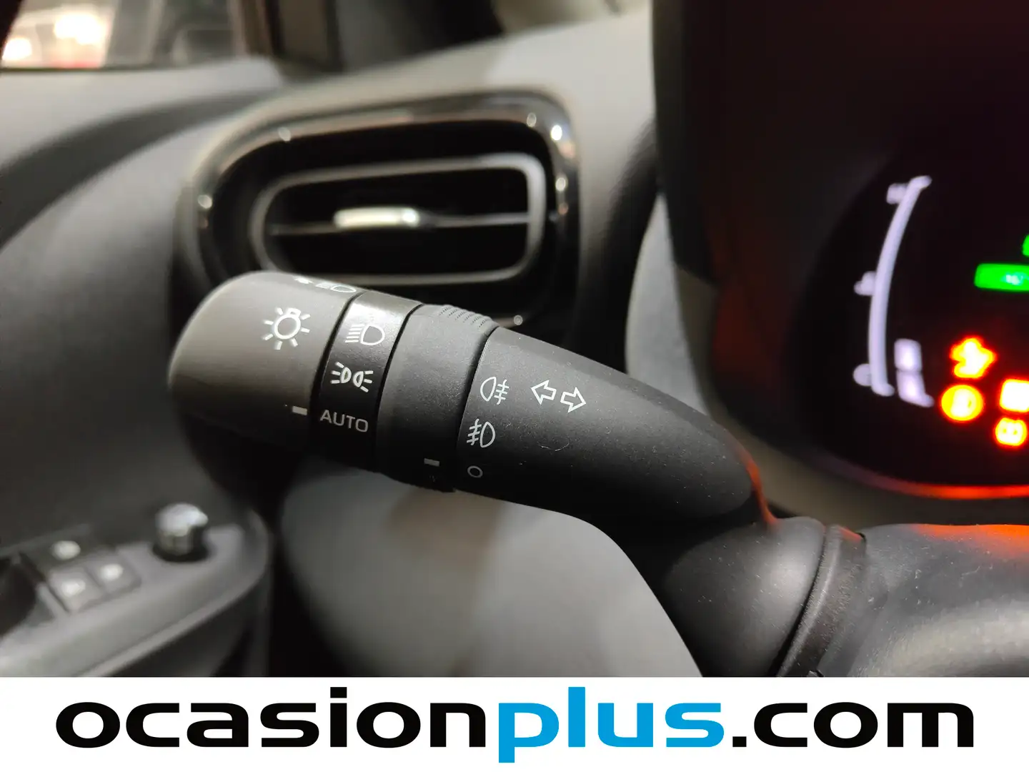 Foto Toyota Yaris Cross Toyota Yaris Cross 120H Business Plus (116 CV)