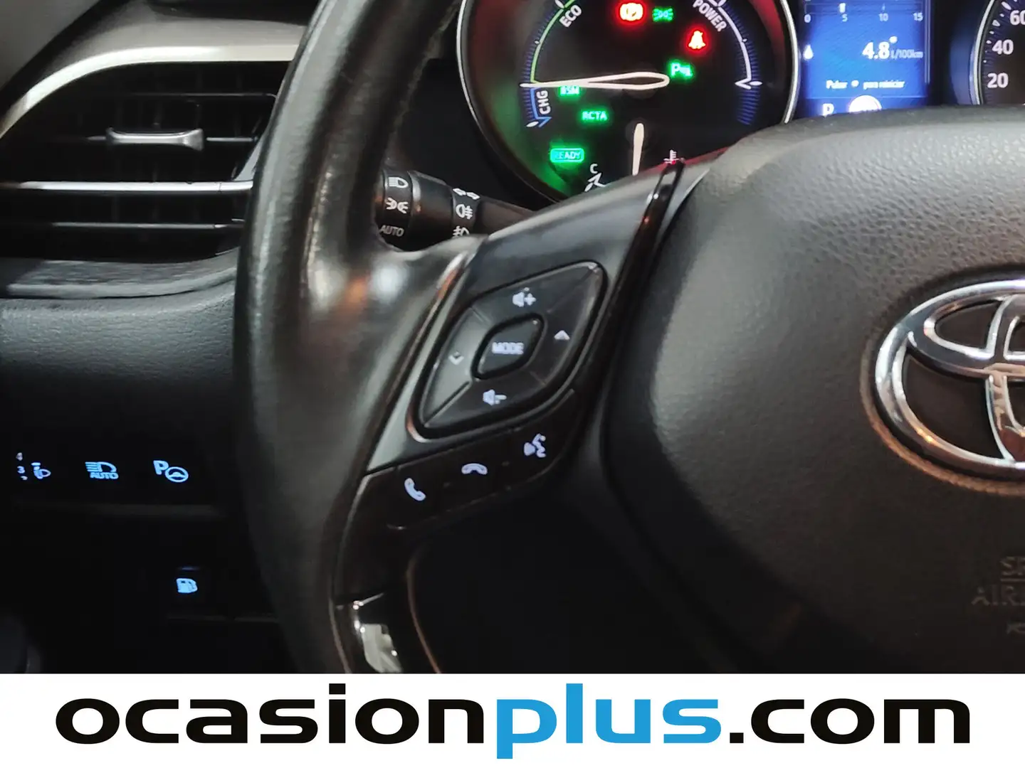 Foto Toyota C-HR Toyota C-HR 1.8 125H Advance (122 CV)