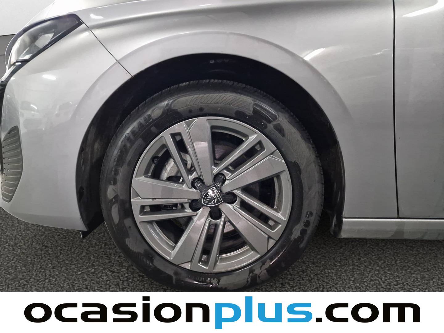 Foto Peugeot 308 Peugeot 308 PureTech 130 S&S Active Pack EAT8 (130 CV)