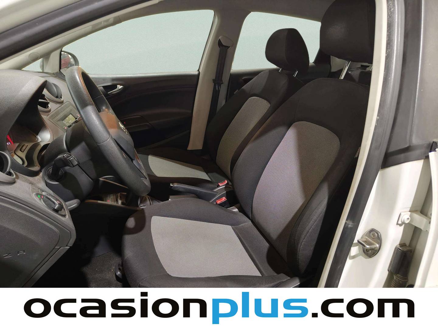 Foto asientos traseros Seat Ibiza Seat Ibiza 1.4 TDI Reference Plus (90 CV)