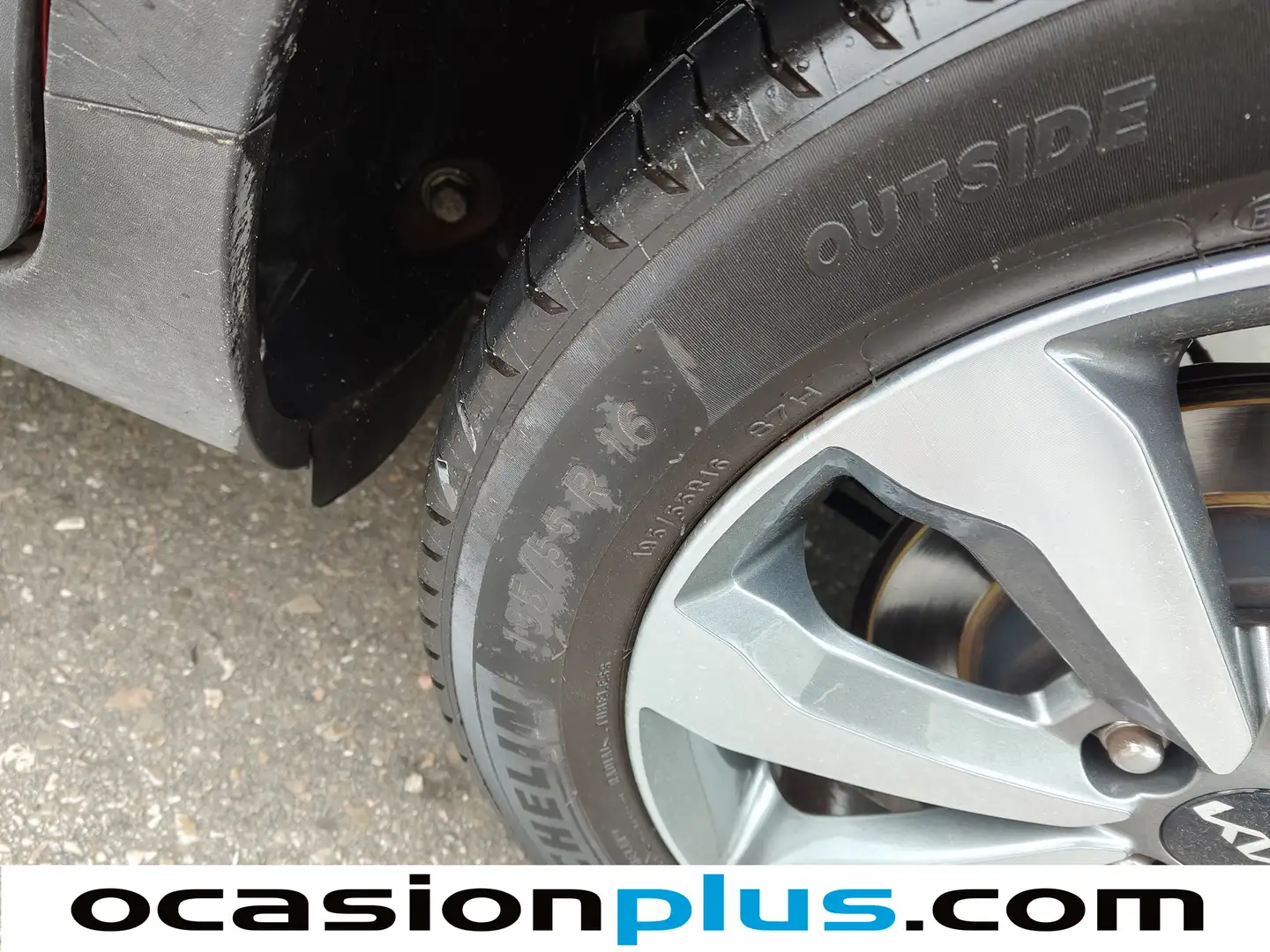 Foto KIA Stonic Kia Stonic 1.2 DPi Drive (84 CV)