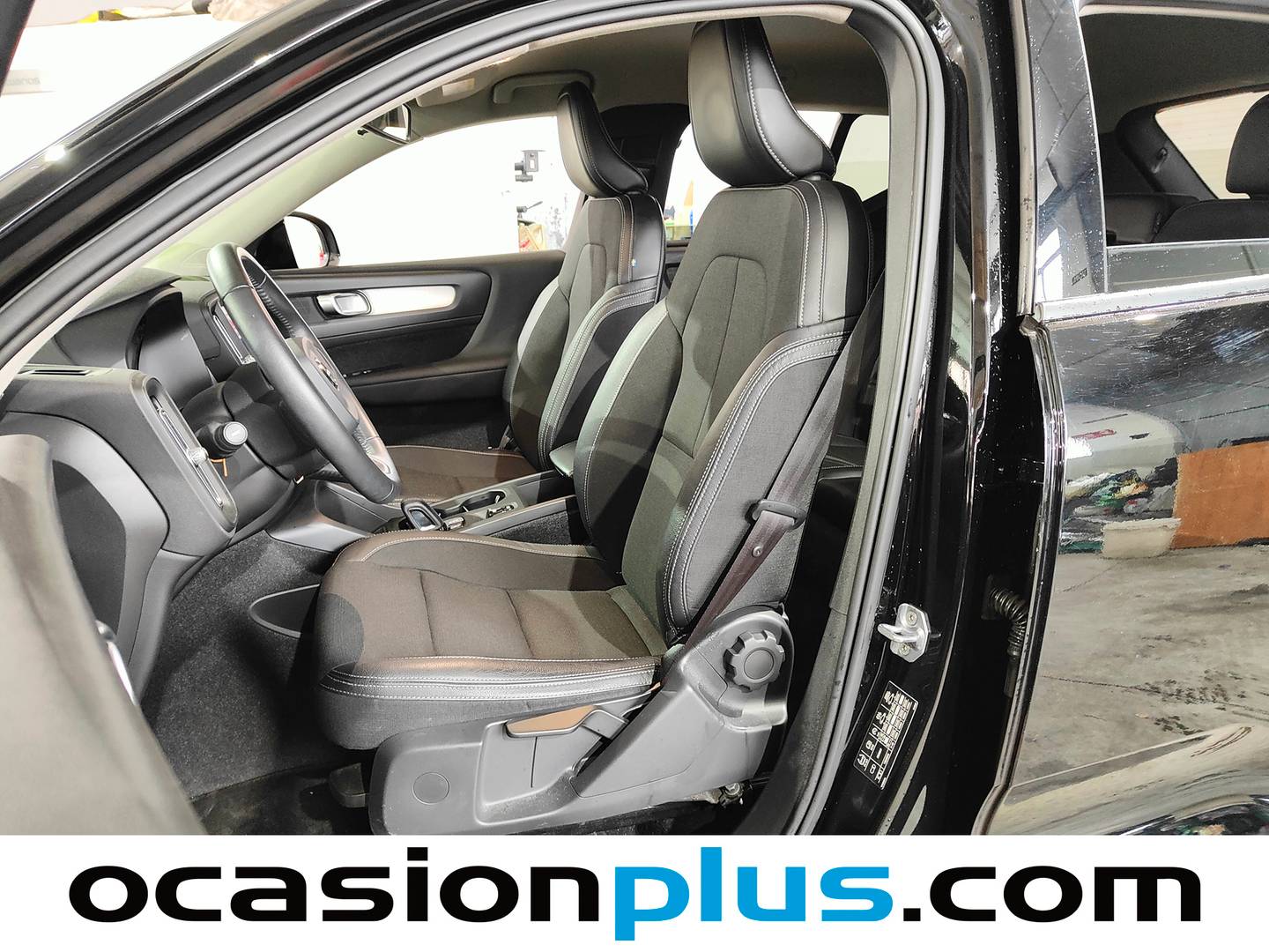 Foto asientos delanteros Volvo XC40 Volvo XC40 D3 Auto (150 CV)