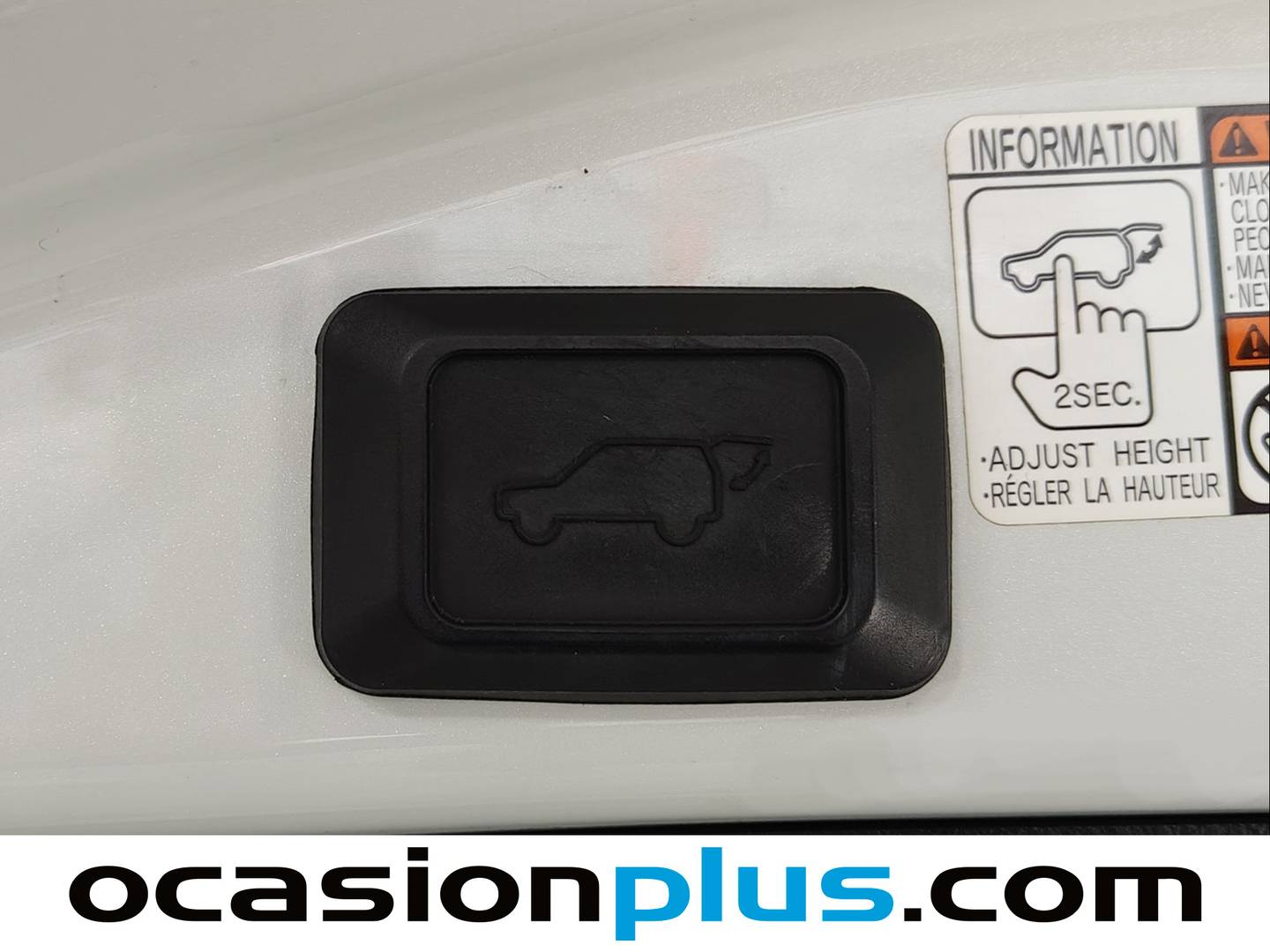 Foto Toyota Rav4 Toyota Rav4 Advance 2WD Pack Drive (143 CV)