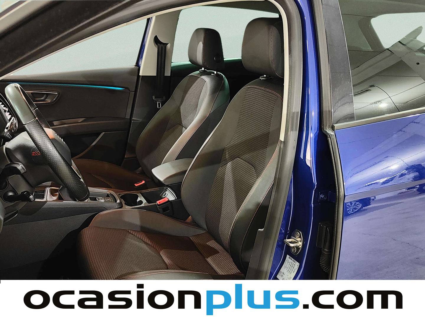 Foto asientos delanteros Seat León SEAT León 1.5 TSI S&S FR (150 CV)