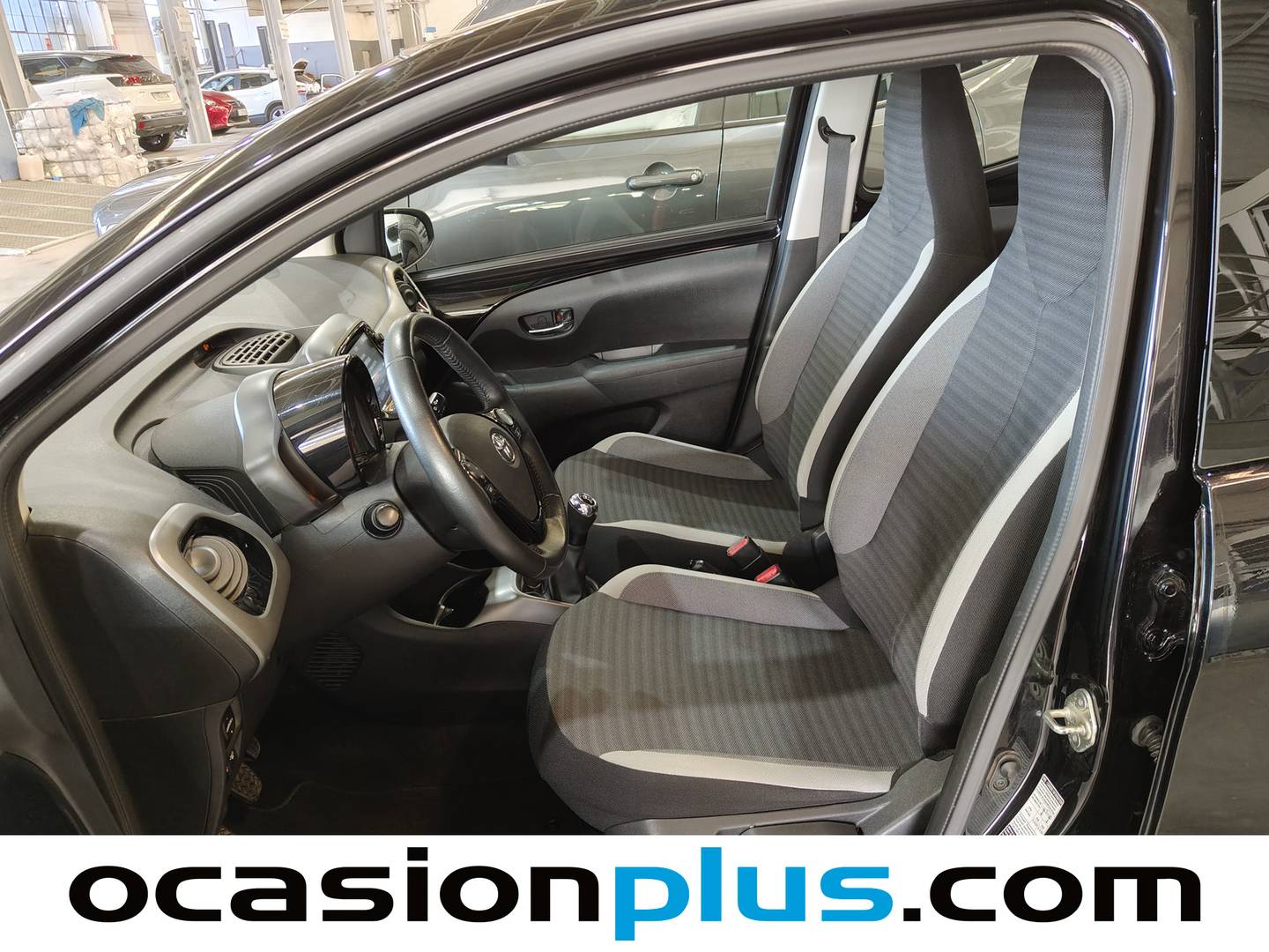 Accesorios del Toyota Aygo Toyota Aygo 1.0 70 x-play (72 CV)