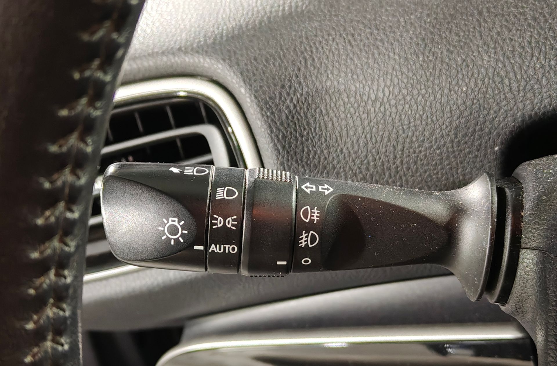 Toyota Prius 1.8 Prius hibrido - foto 26