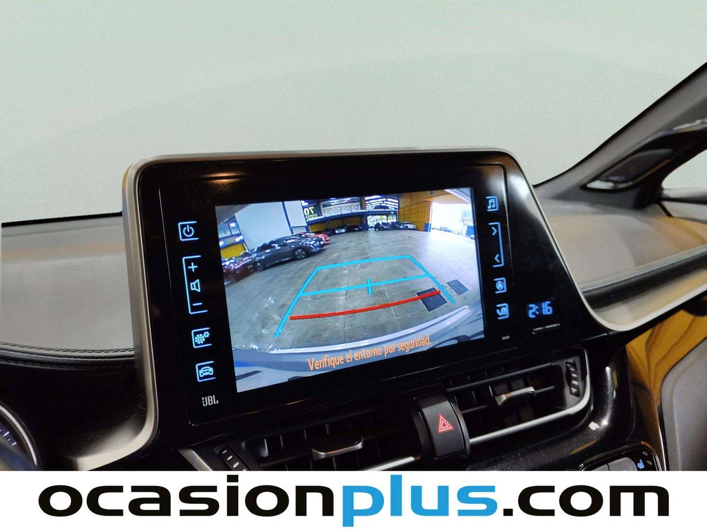 Foto Toyota C-HR Toyota C-HR 1.8 125H Advance (122 CV)