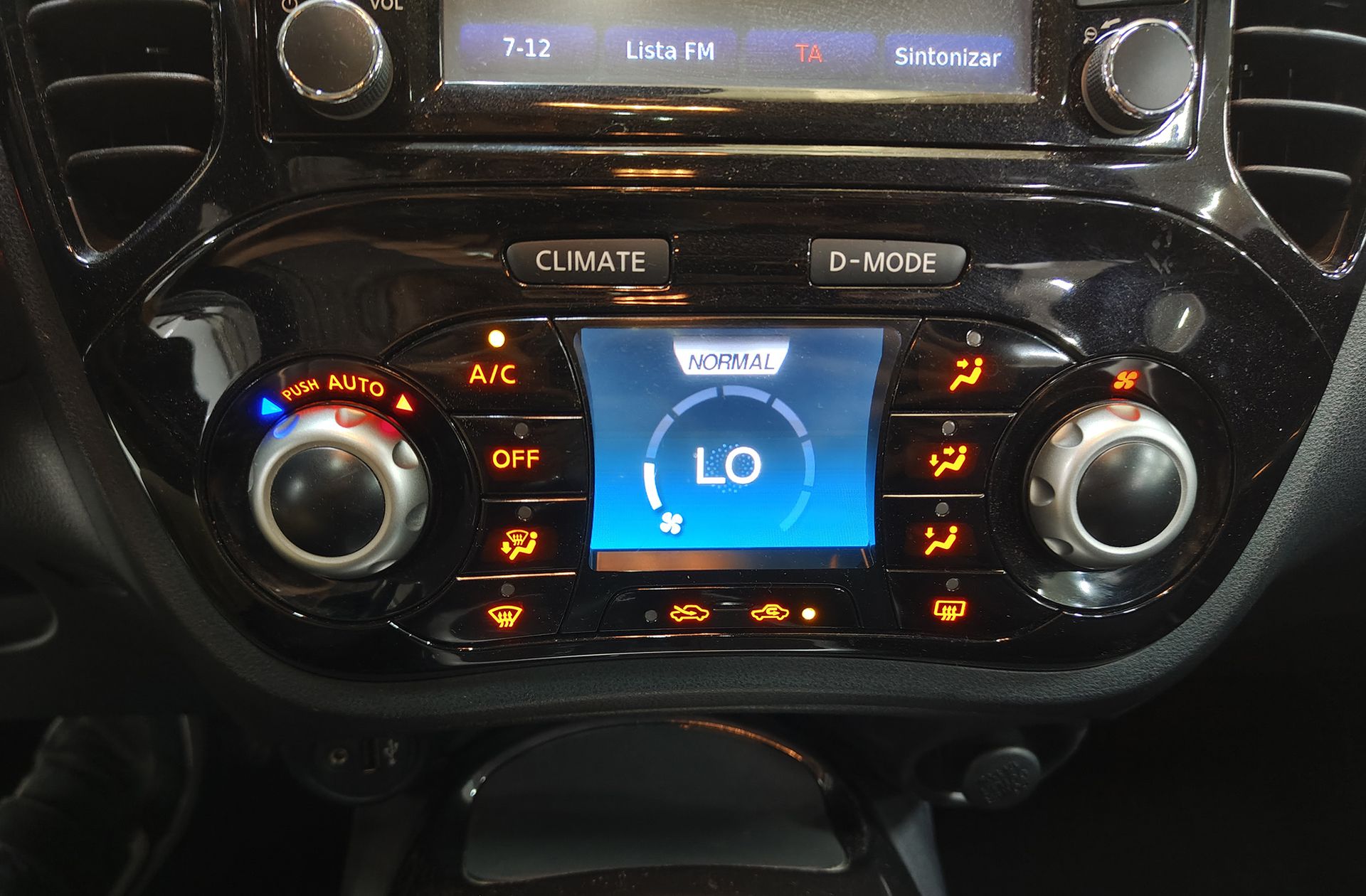 Nissan Juke 1.6 N-TEC 4x2 - foto 27