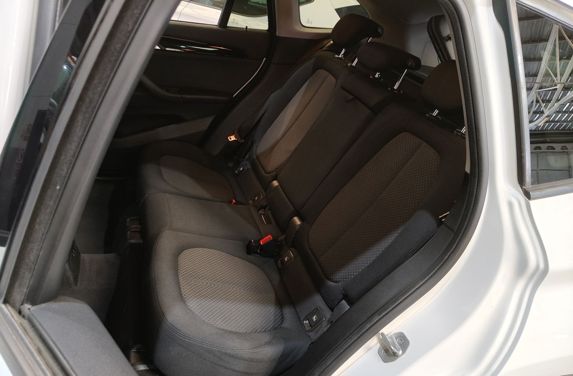 BMW X1 sDrive18i - foto 13