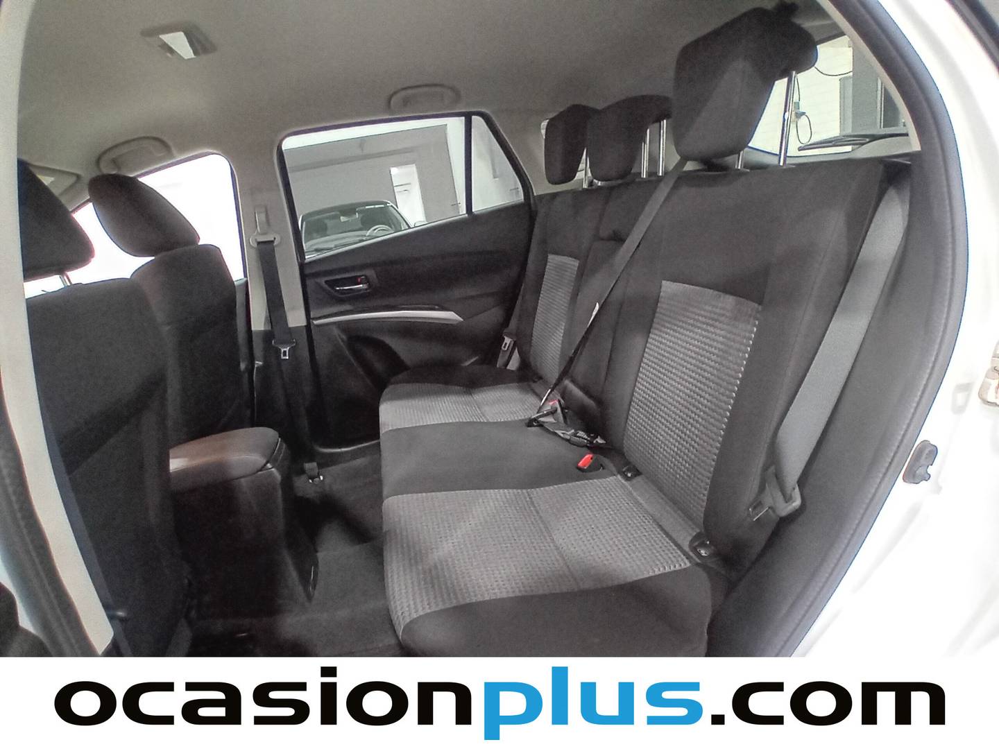 Foto Suzuki S-Cross Suzuki S-Cross 1.4T Mild Hybrid S2 4WD (129 CV)
